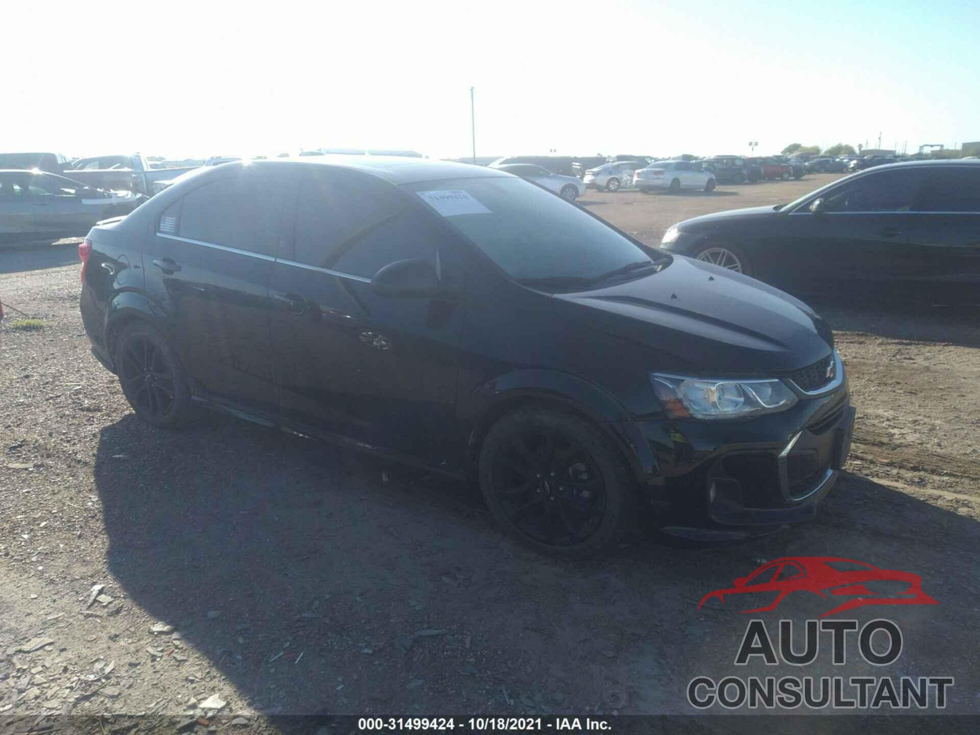 CHEVROLET SONIC 2018 - 1G1JD5SB6J4104046