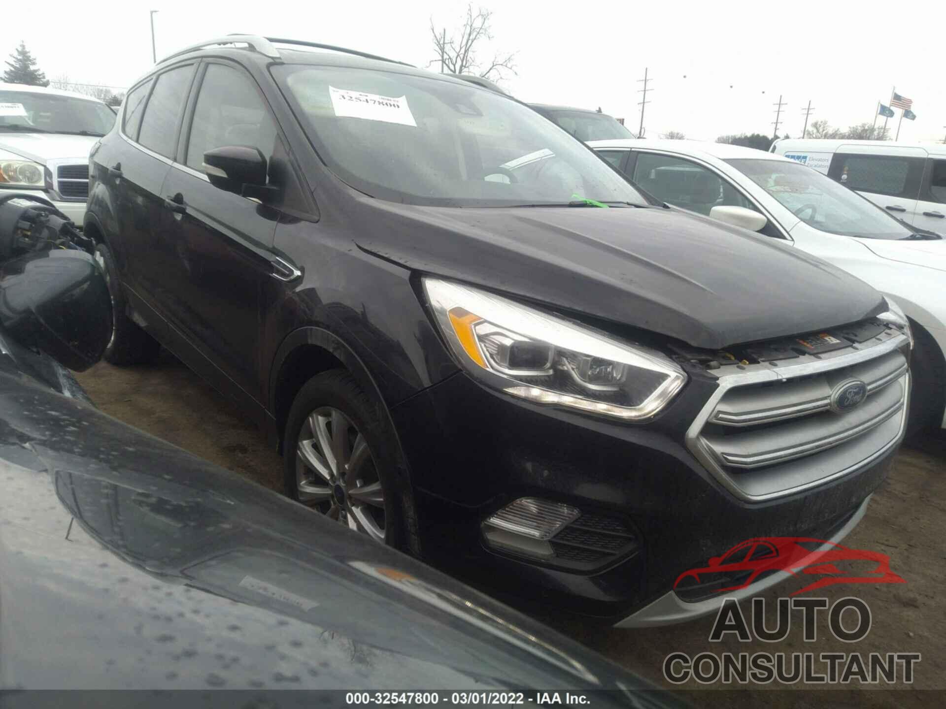 FORD ESCAPE 2017 - 1FMCU9J98HUB47105