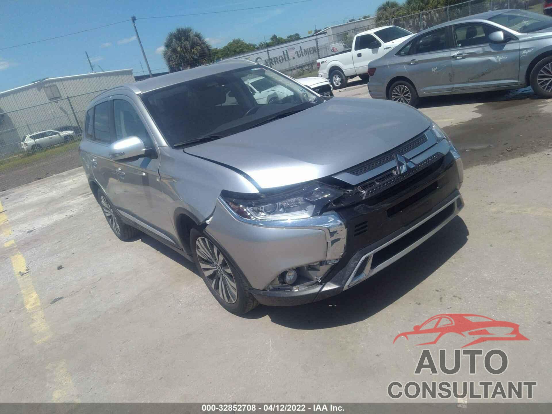 MITSUBISHI OUTLANDER 2020 - JA4AD3A38LZ025659