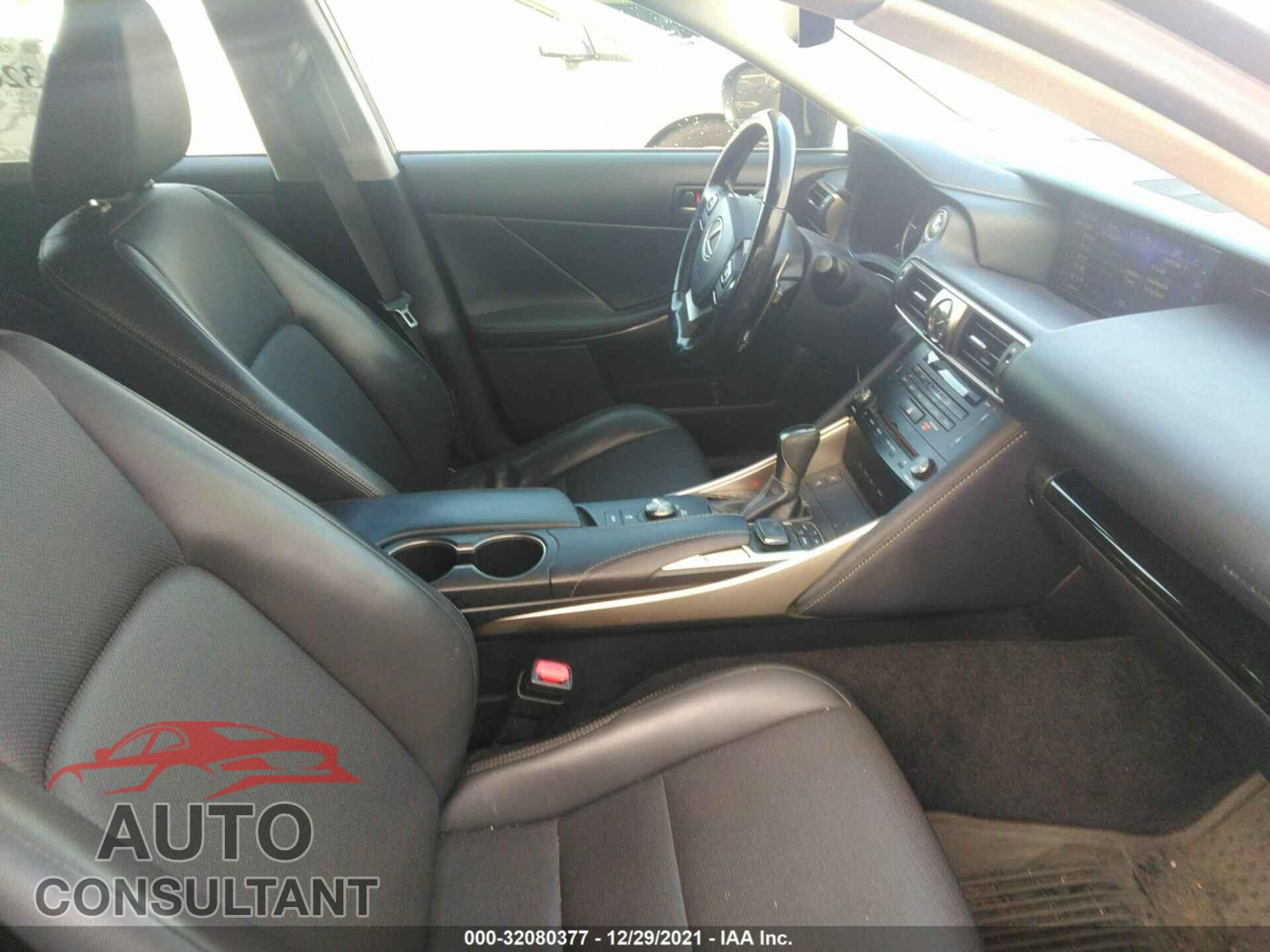 LEXUS IS 2017 - JTHCM1D25H5017683