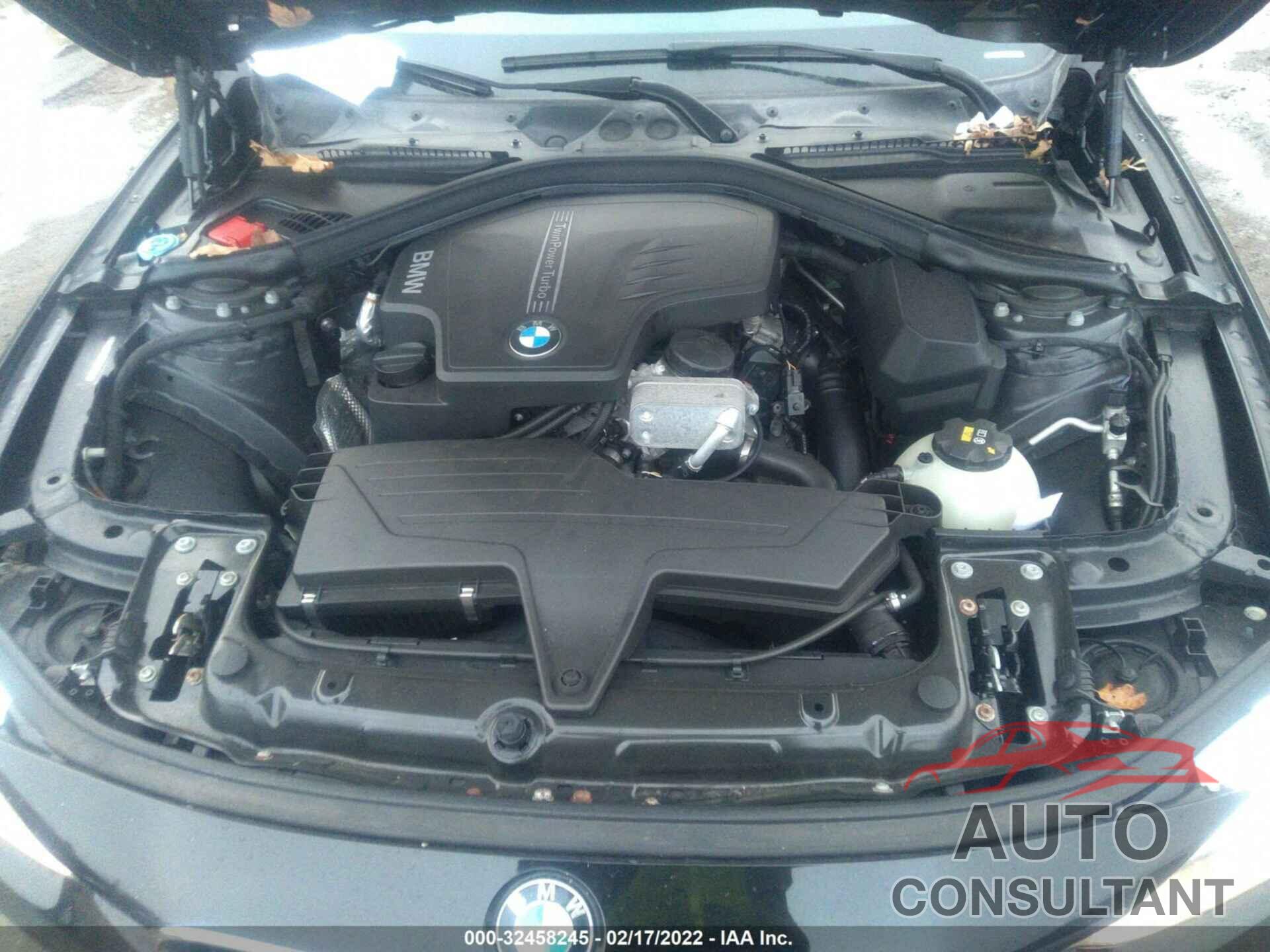 BMW 3 SERIES 2016 - WBA8E5G51GNU21139