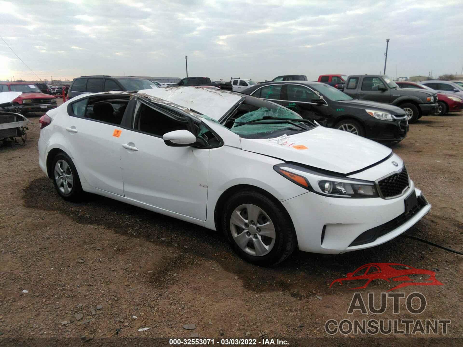 KIA FORTE 2017 - 3KPFK4A77HE014875