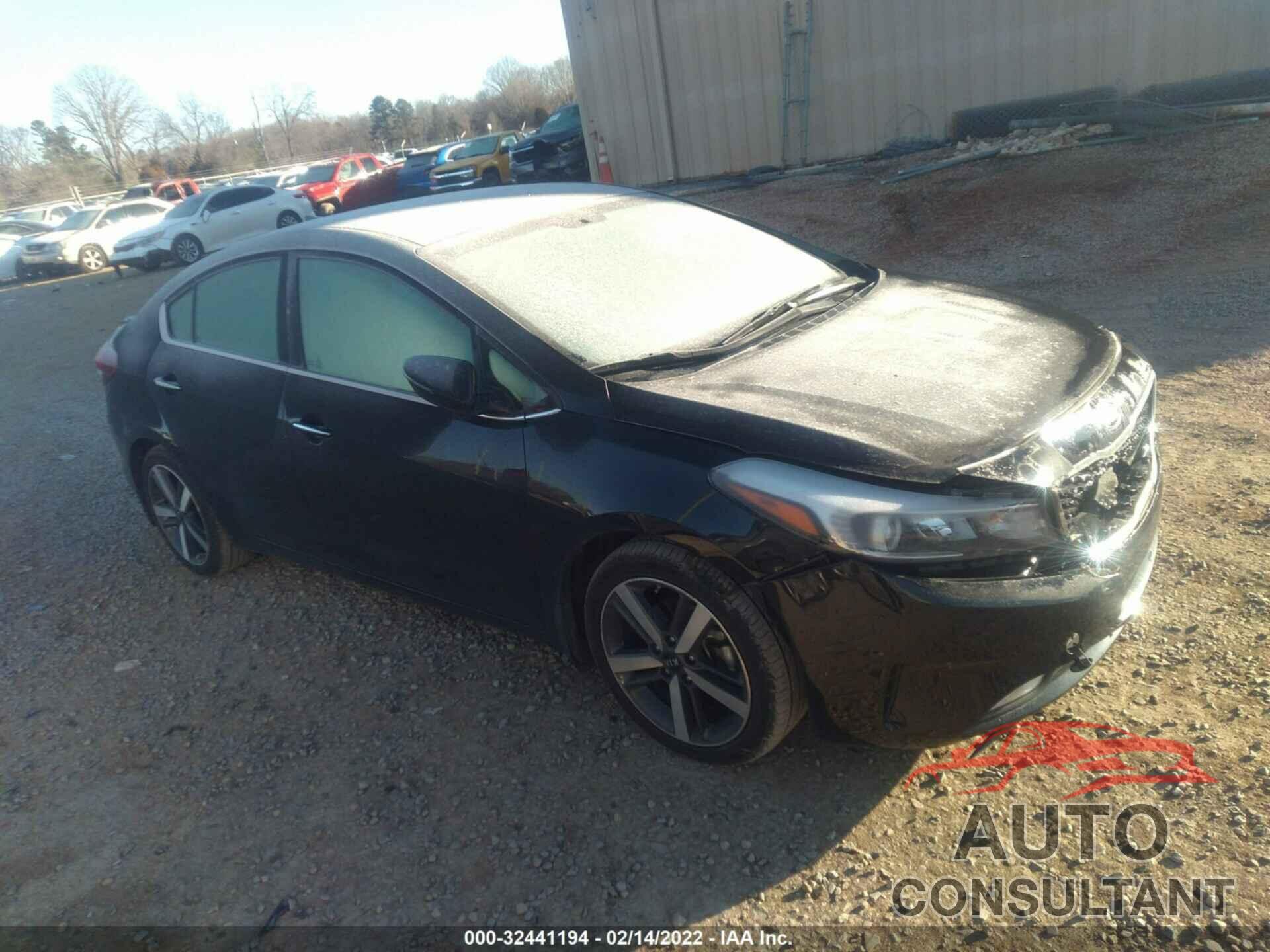 KIA FORTE 2018 - 3KPFL4A82JE243072