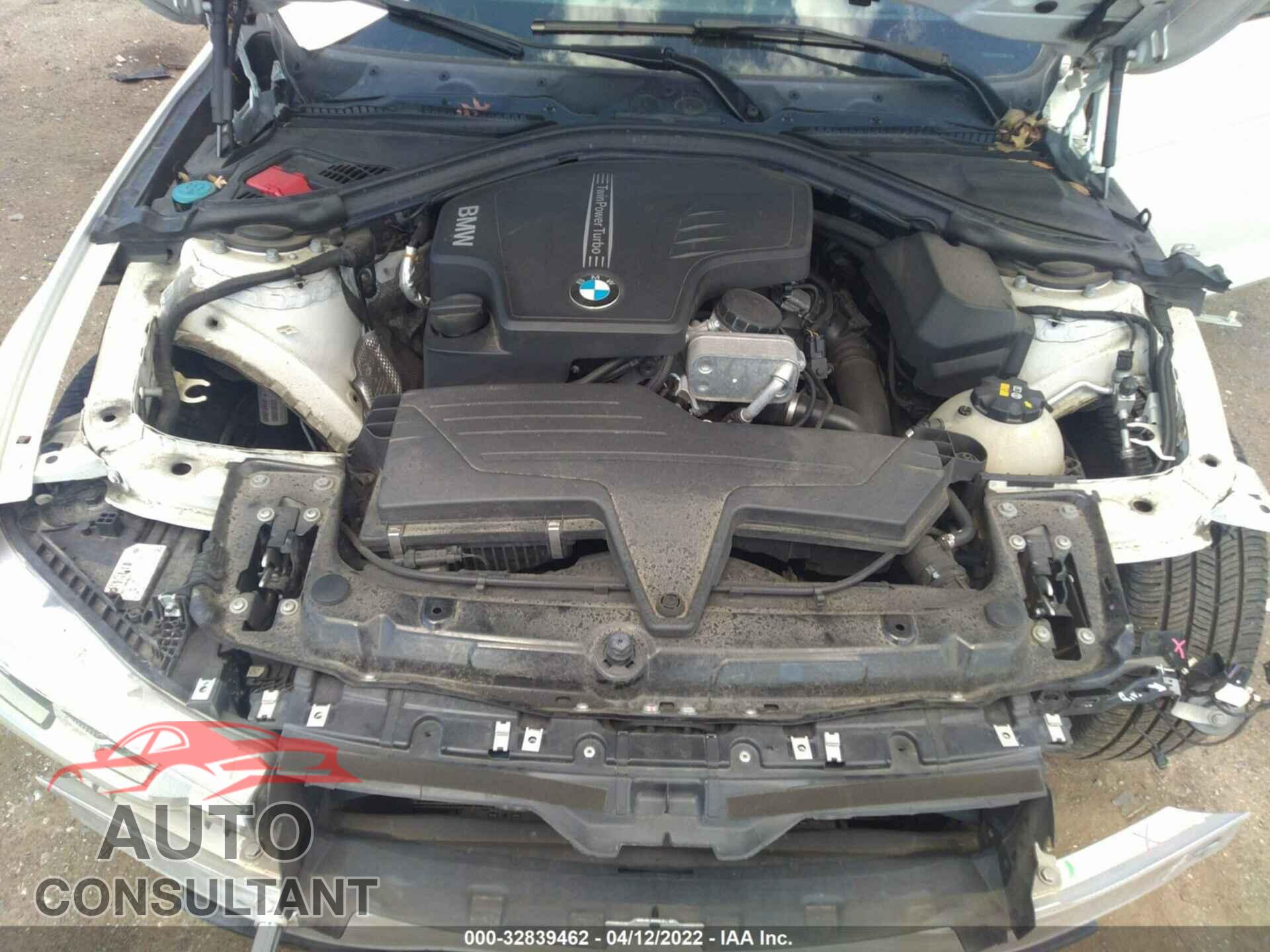 BMW 3 SERIES 2016 - WBA8E3G57GNU05645