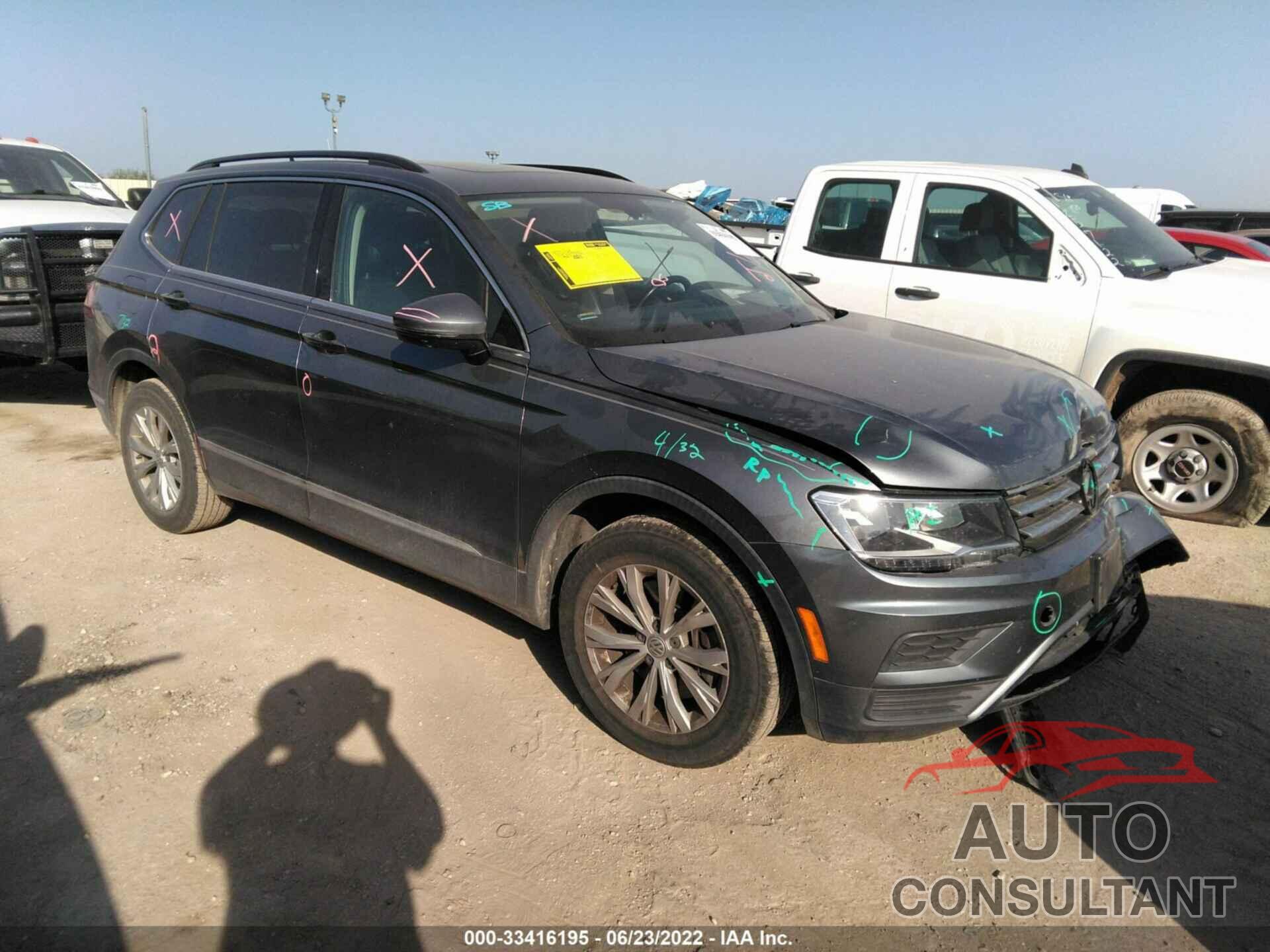 VOLKSWAGEN TIGUAN 2018 - 3VV3B7AX3JM046367