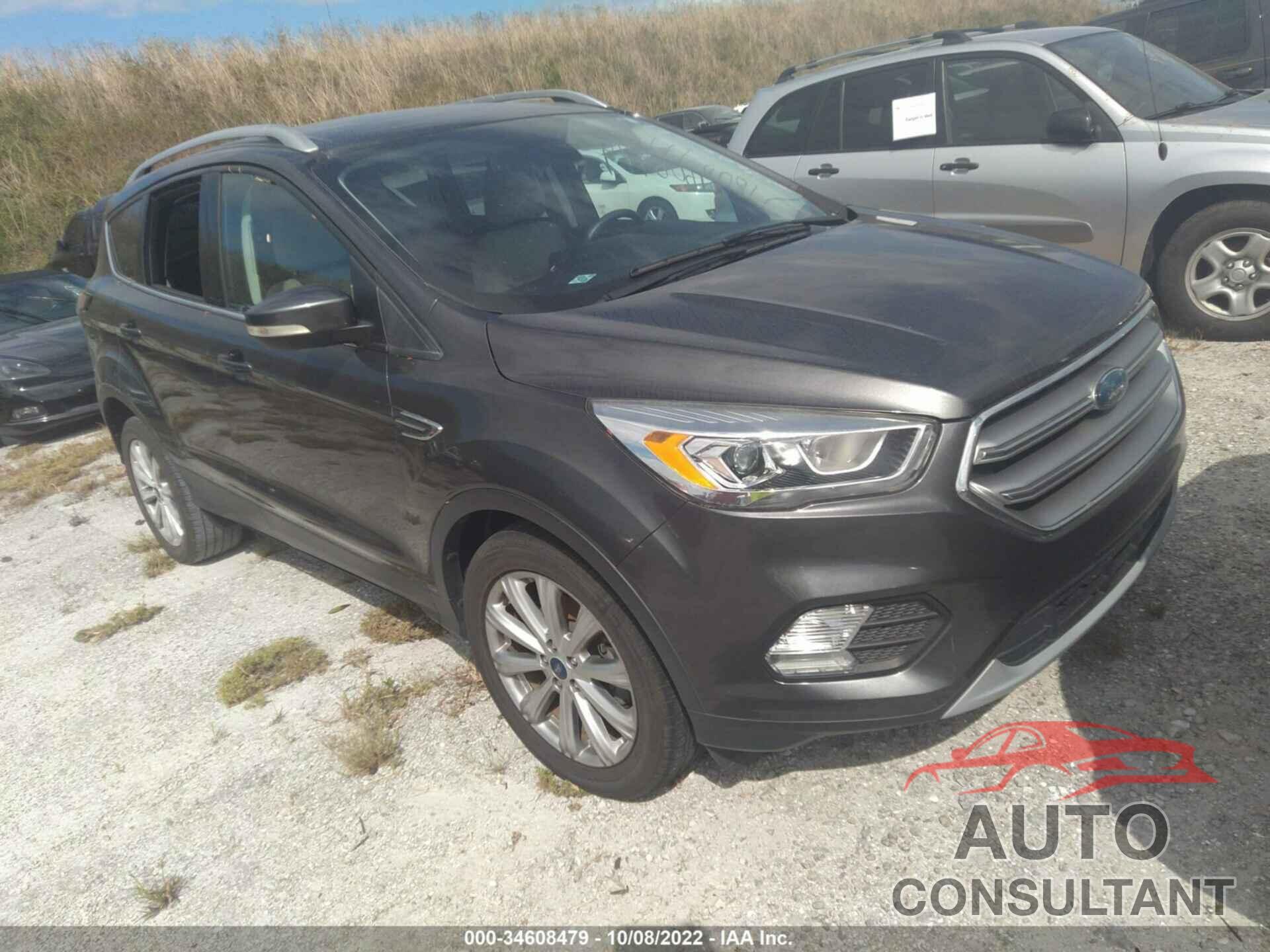 FORD ESCAPE 2017 - 1FMCU0JD5HUE86582