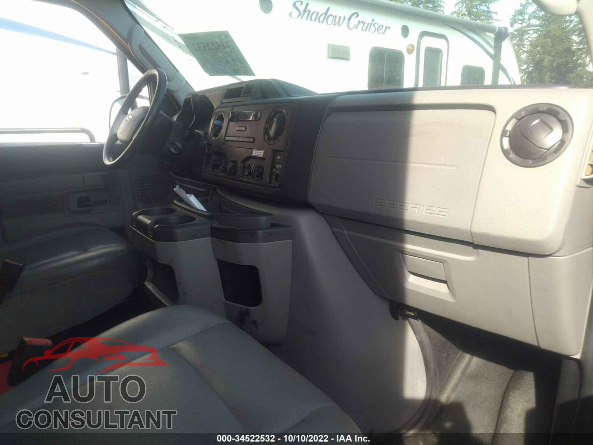 FORD E-SERIES CUTAWAY 2019 - 1FDWE3FSXKDC15950