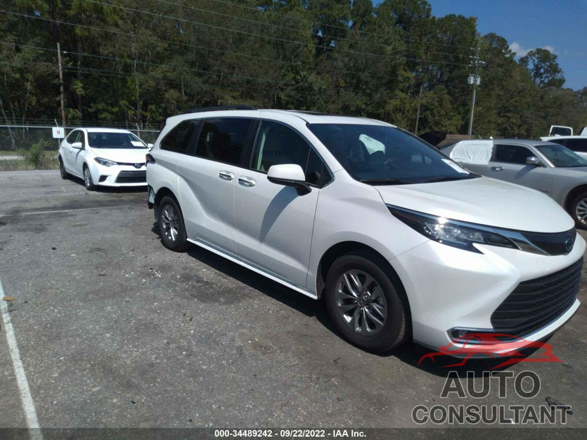 TOYOTA SIENNA 2022 - 5TDYRKEC4NS091804