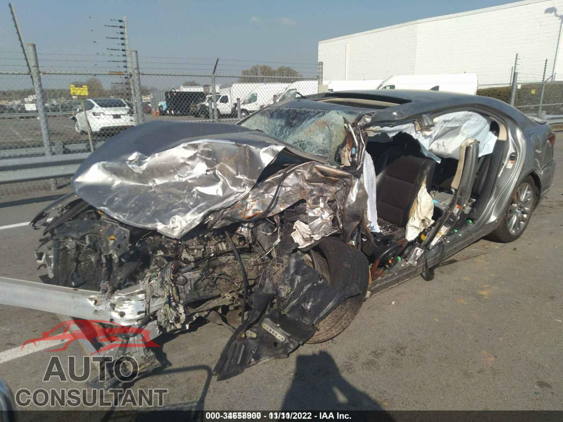 LEXUS LS 460 2016 - JTHGL5EF6G5056715