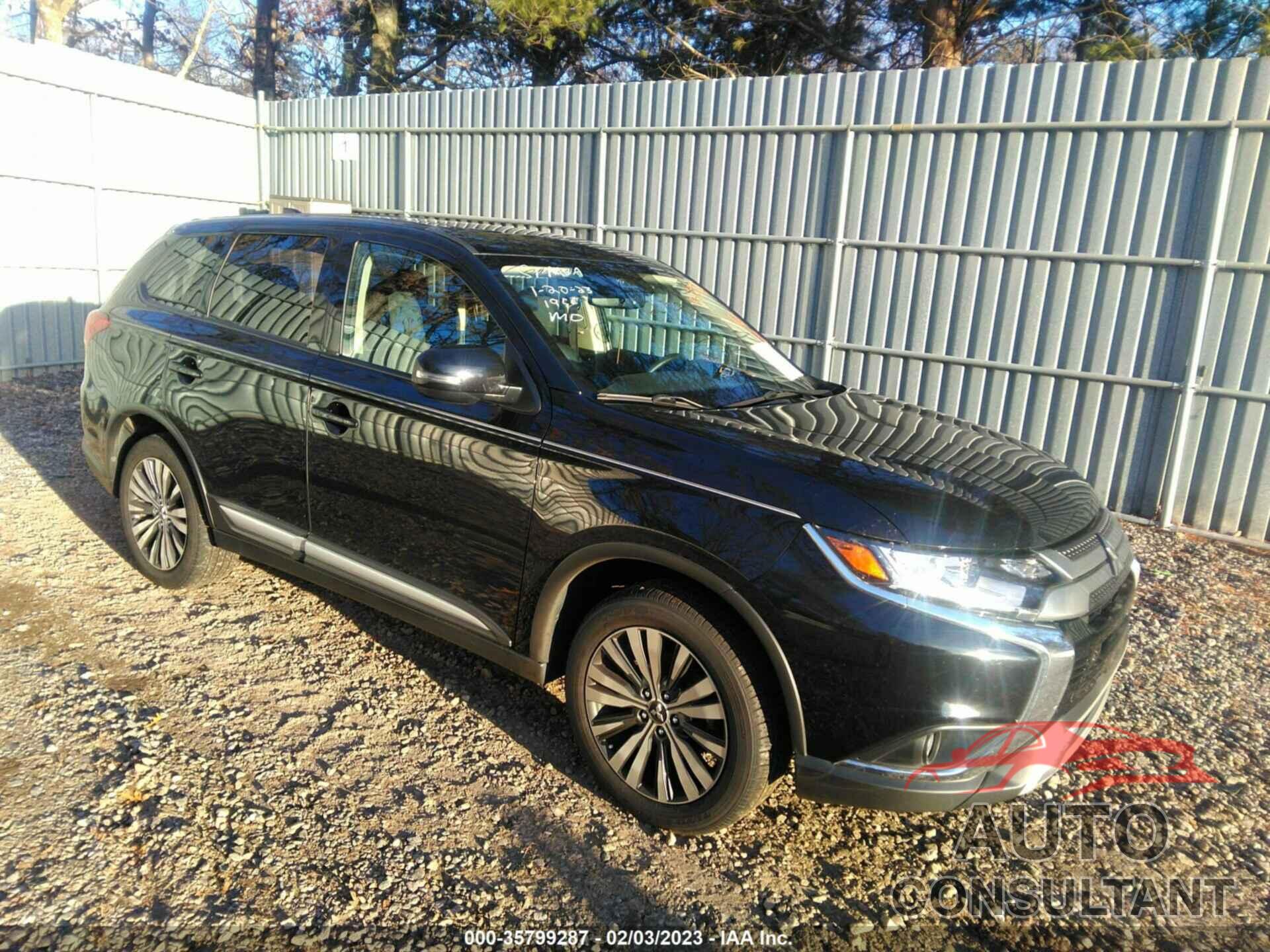 MITSUBISHI OUTLANDER 2020 - JA4AZ3A30LZ011384