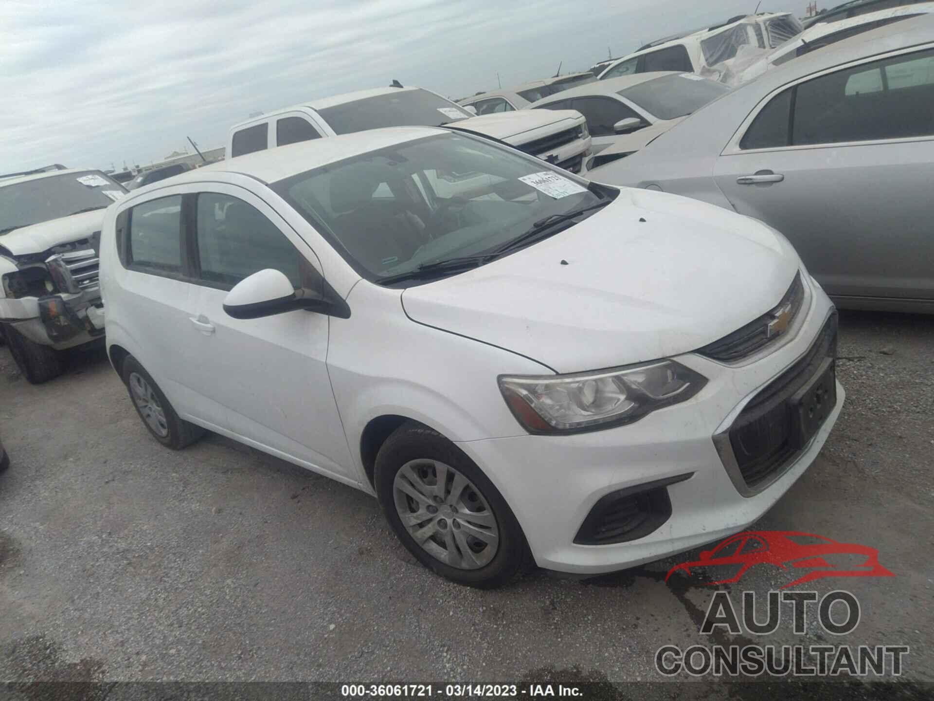 CHEVROLET SONIC 2017 - 1G1JG6SHXH4167081