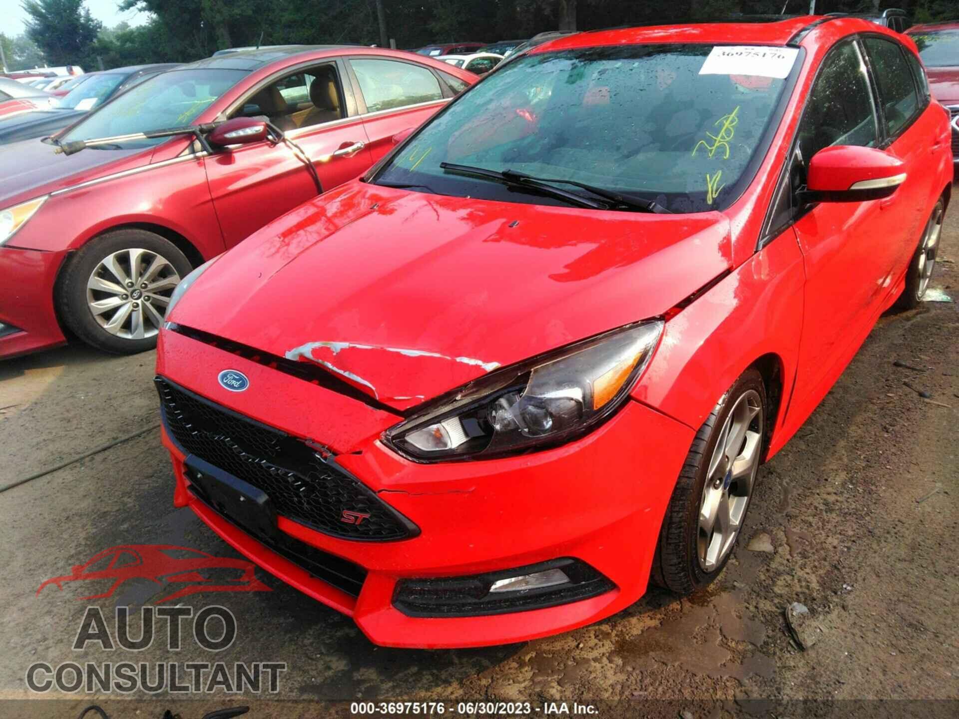 FORD FOCUS ST 2017 - 1FADP3L96HL242560