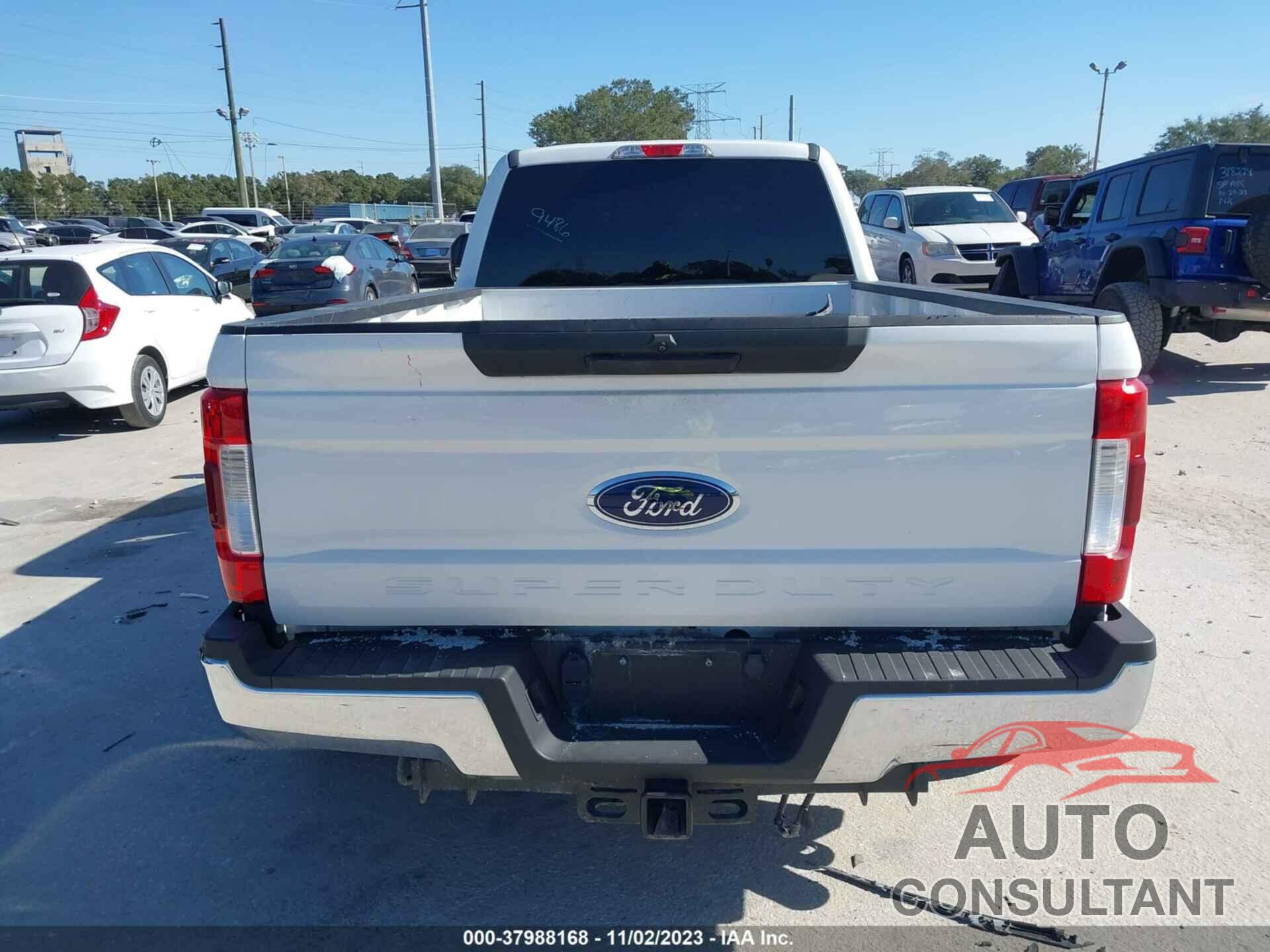 FORD F-350 2019 - 1FT8W3CT5KEE81698
