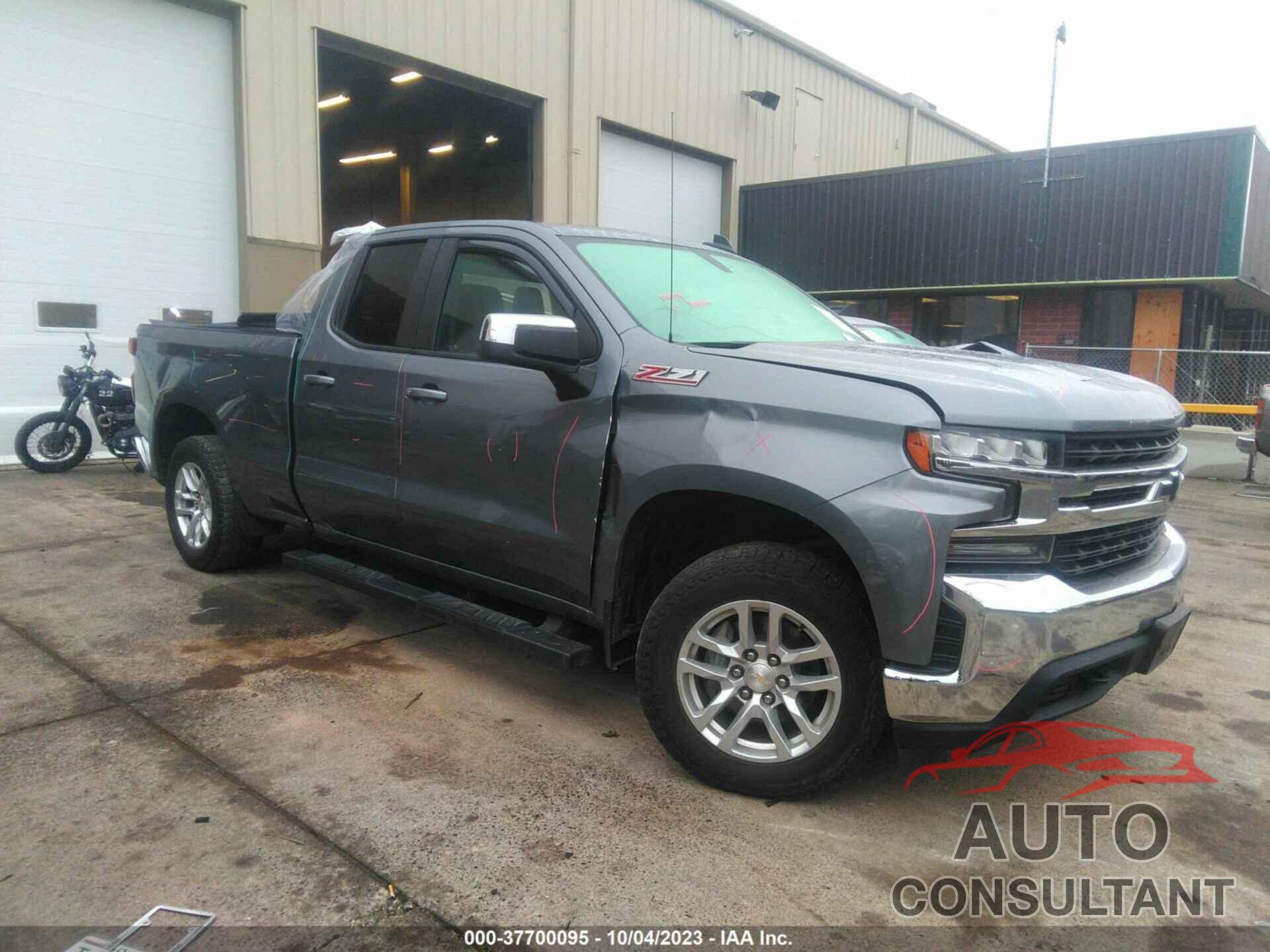 CHEVROLET SILVERADO 1500 2019 - 1GCRYDED3KZ410051