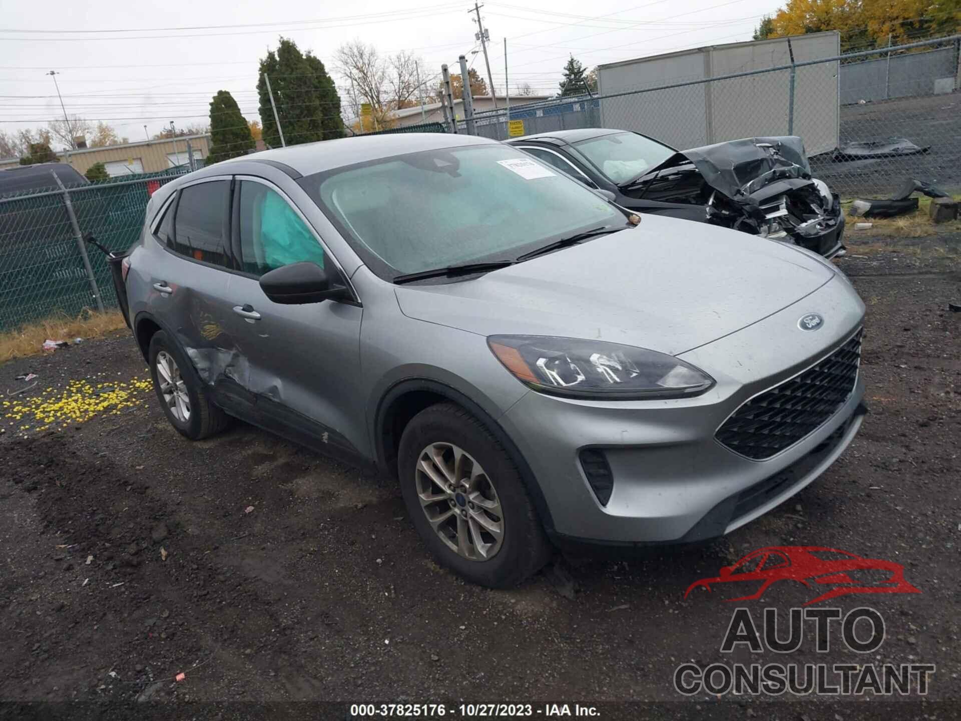 FORD ESCAPE 2022 - 1FMCU9G61NUB32681