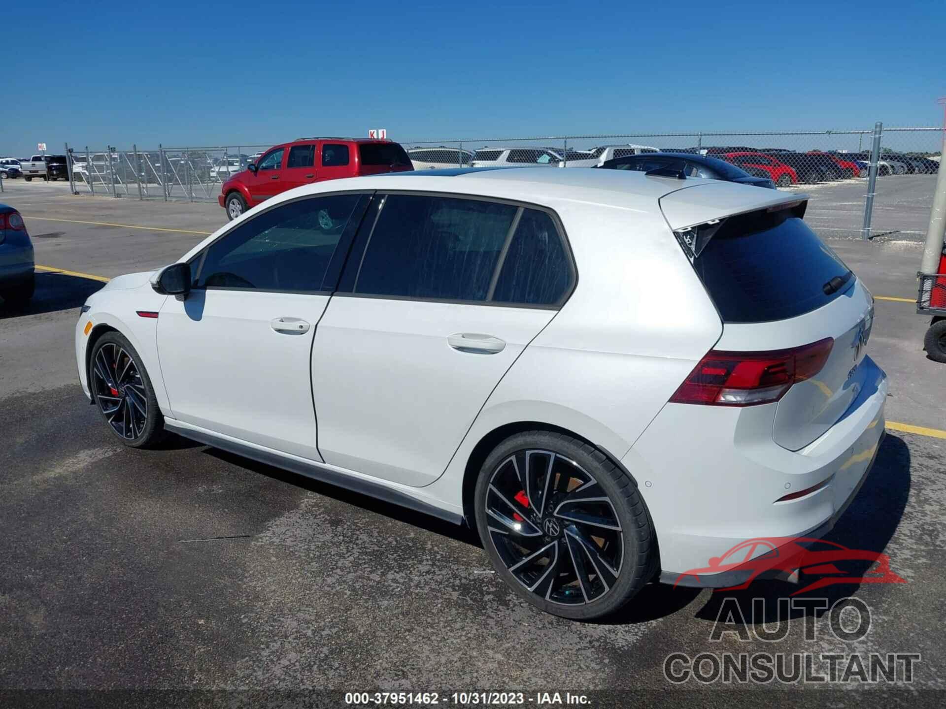 VOLKSWAGEN GOLF GTI 2022 - WVW587CD8NW139058