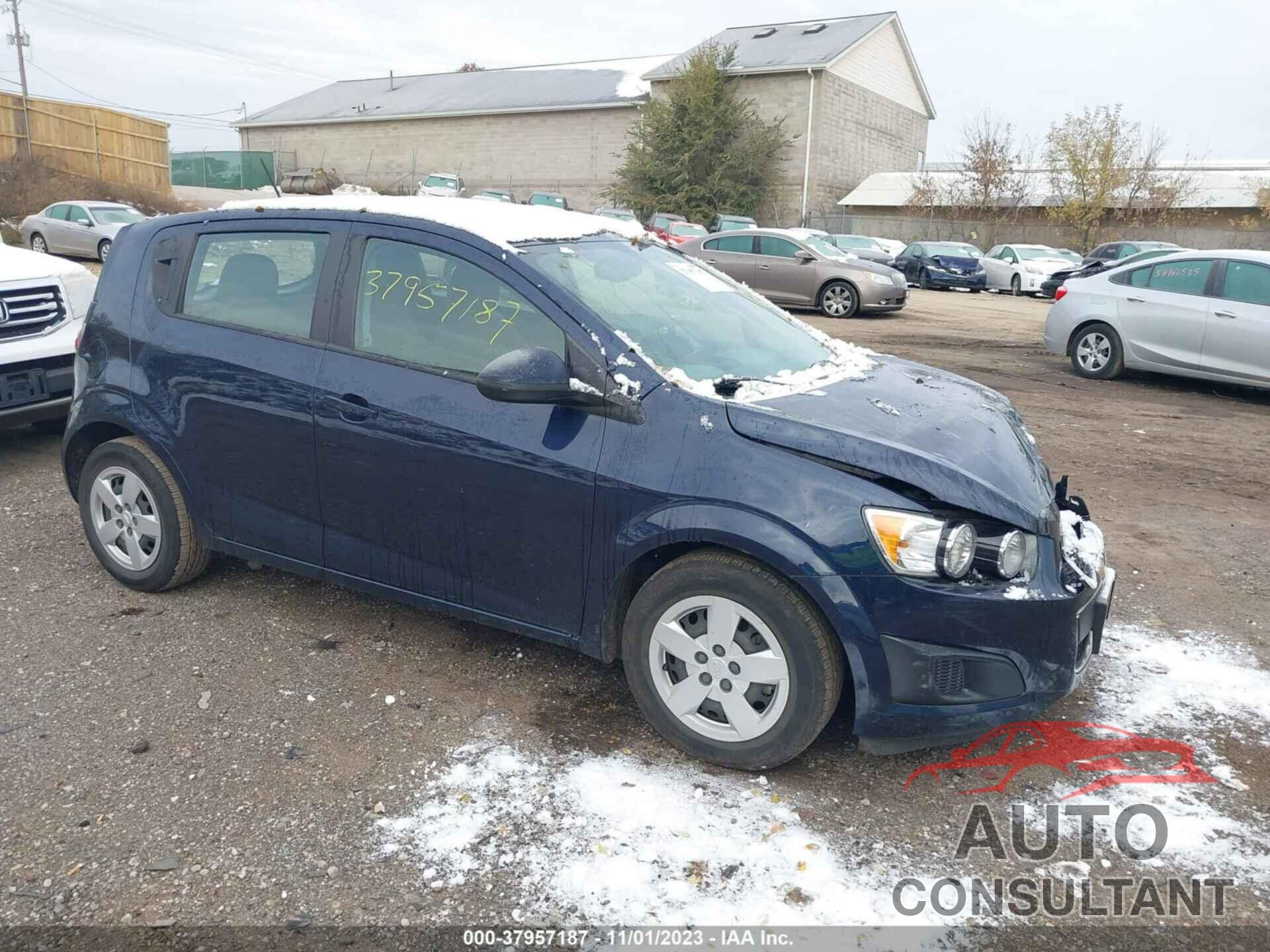 CHEVROLET SONIC 2015 - 1G1JA6SH4F4176745