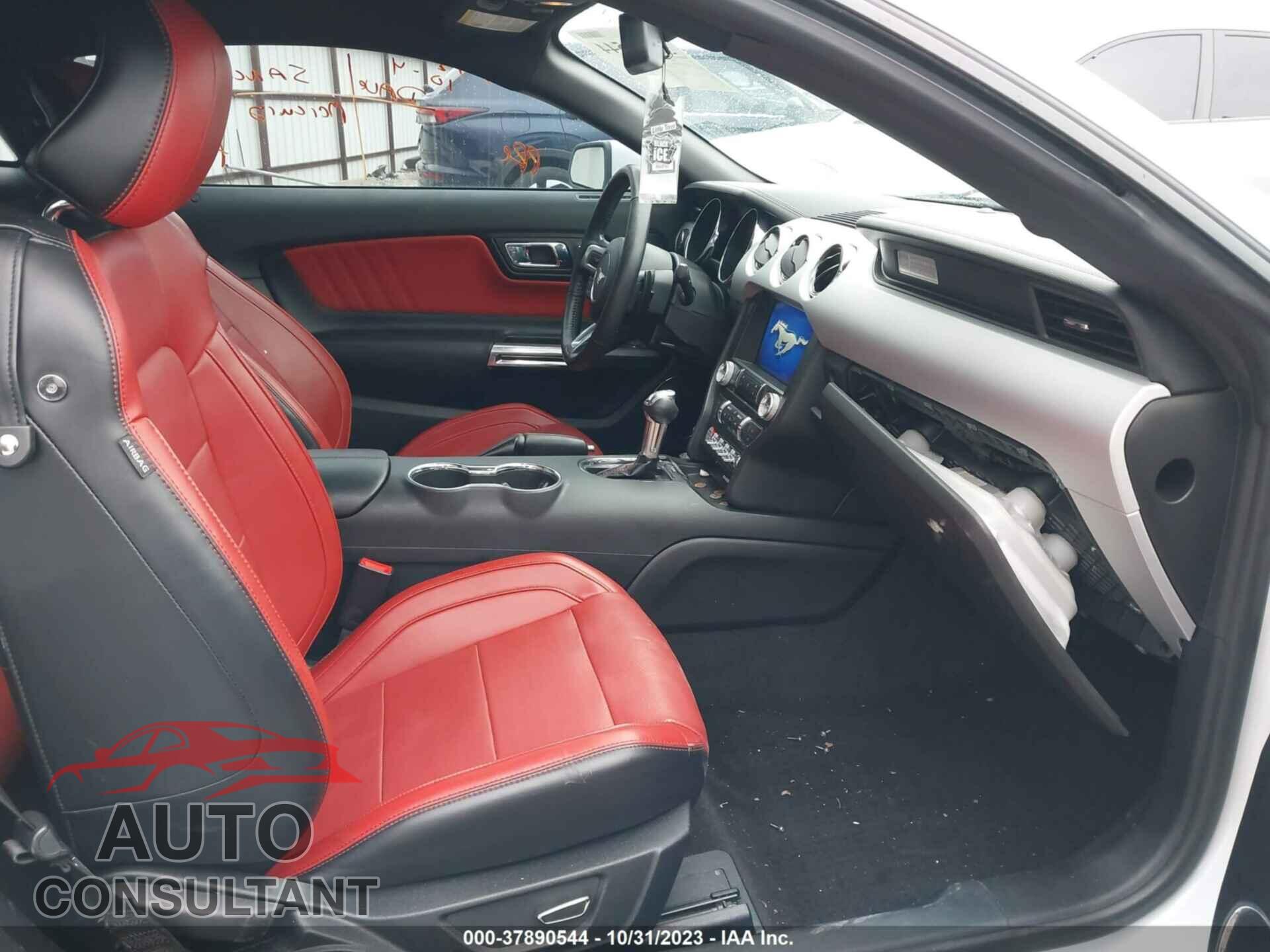 FORD MUSTANG 2017 - 1FA6P8TH3H5210392