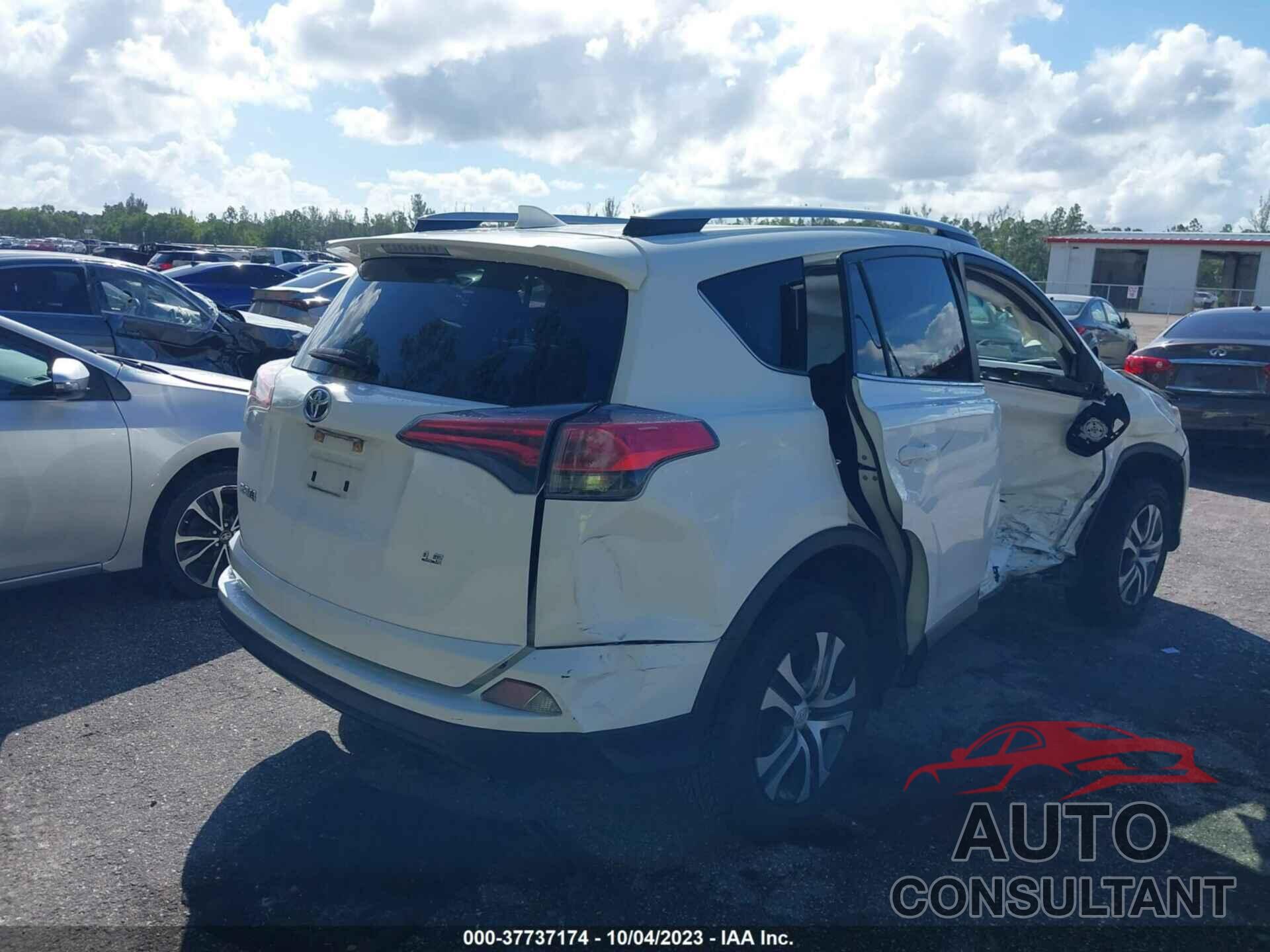 TOYOTA RAV4 2017 - JTMZFREV8HJ122495