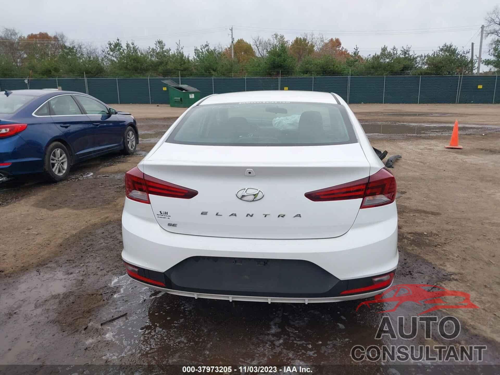 HYUNDAI ELANTRA 2019 - 5NPD74LFXKH468019