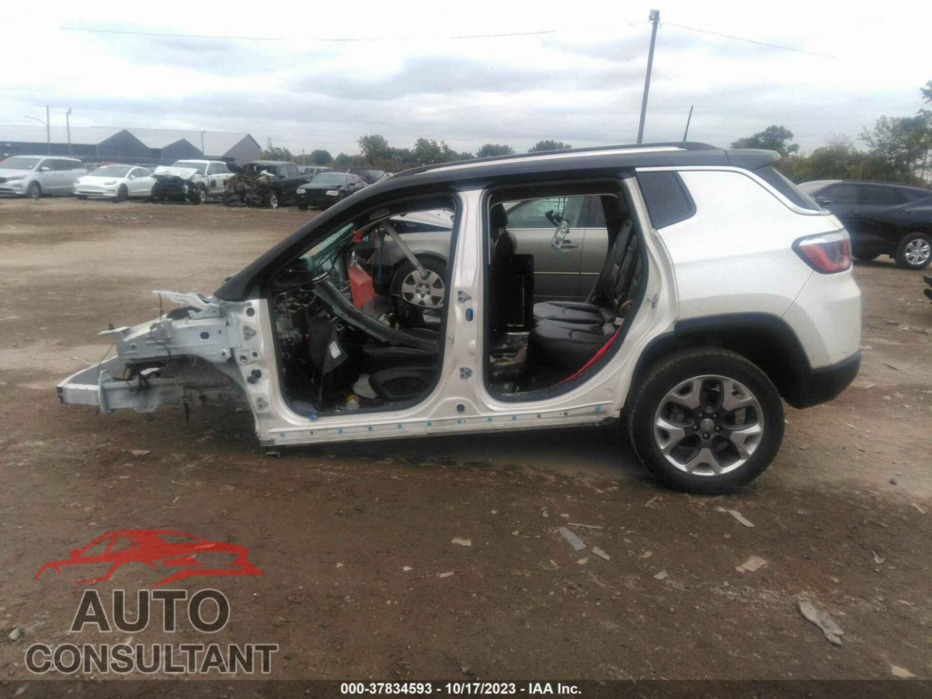 JEEP COMPASS 2019 - 3C4NJDCB7KT647329