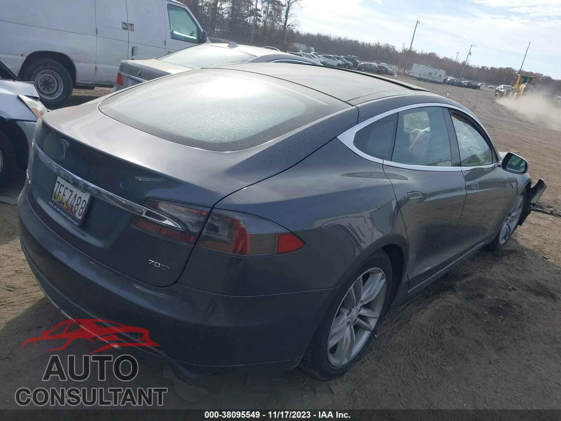 TESLA MODEL S 2015 - 5YJSA1E29FF118824