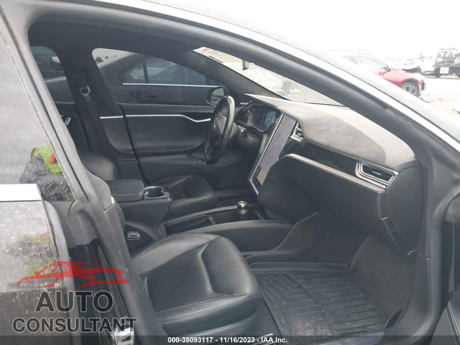 TESLA MODEL S 2015 - 5YJSA1E45FF119101