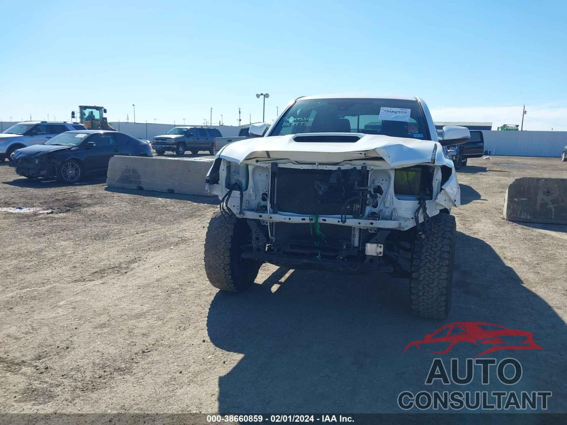 TOYOTA TACOMA 2018 - 3TMAZ5CN1JM077764