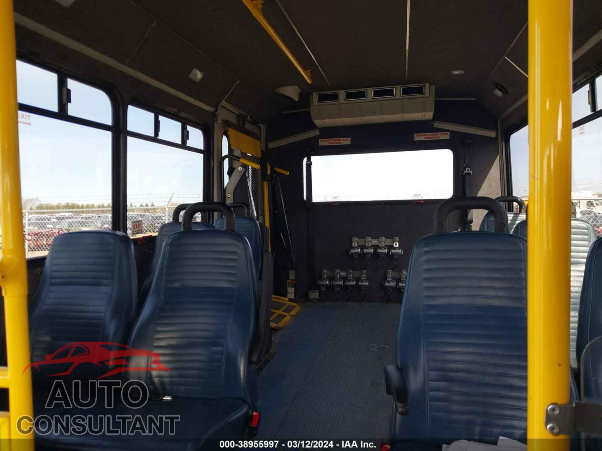 FORD E-450 CUTAWAY 2016 - 1FDFE4FSXGDC32101