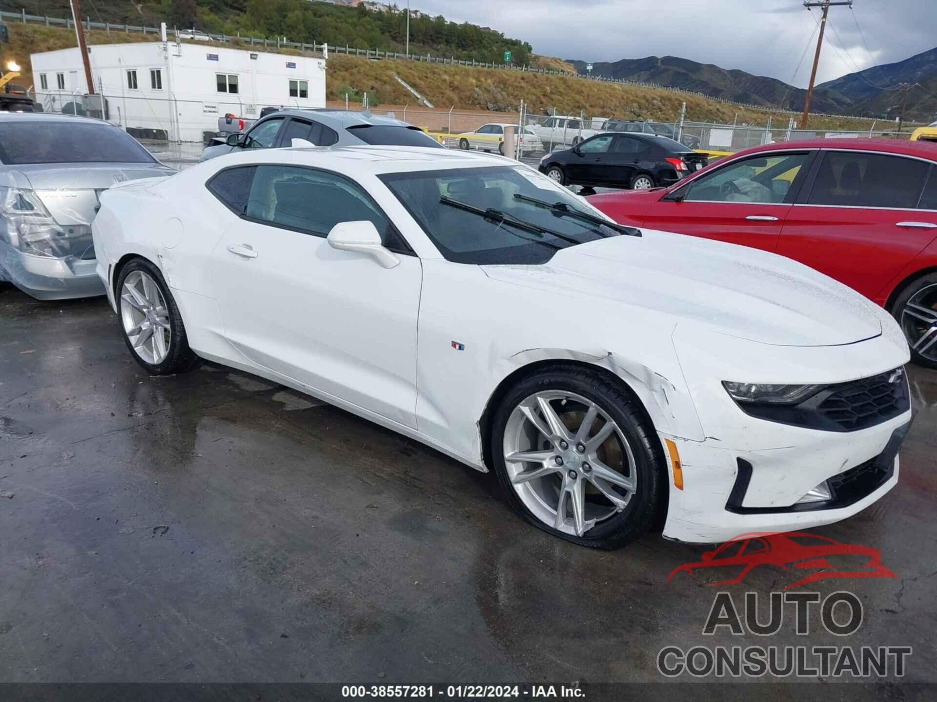 CHEVROLET CAMARO 2019 - 1G1FB1RX9K0125682