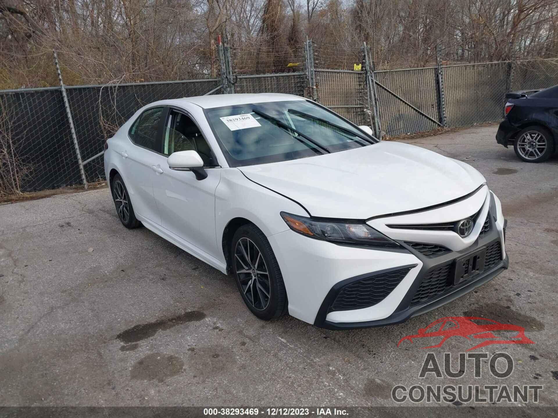 TOYOTA CAMRY 2023 - 4T1G11AK5PU791593