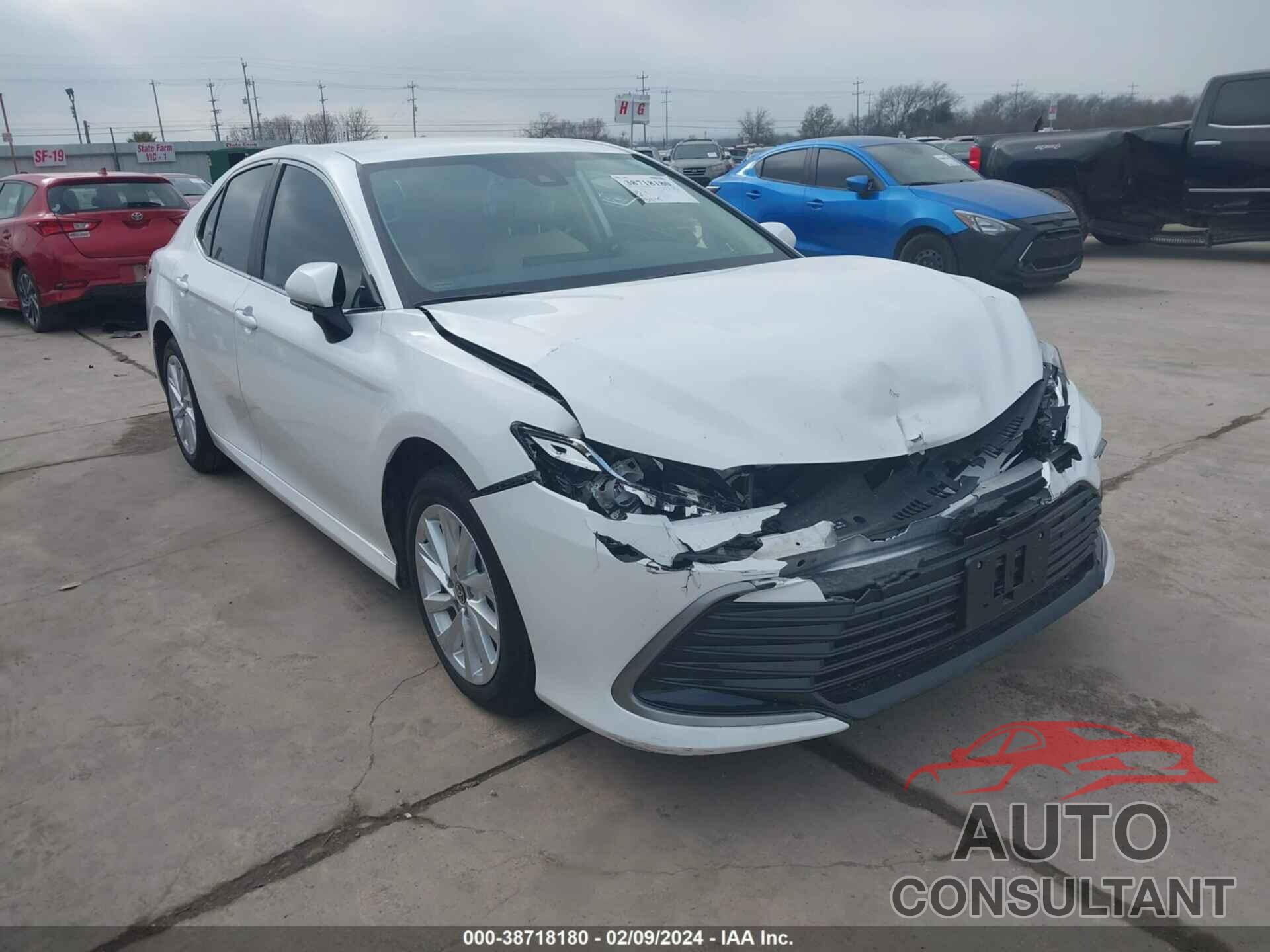 TOYOTA CAMRY 2023 - 4T1R11AK9PU838438