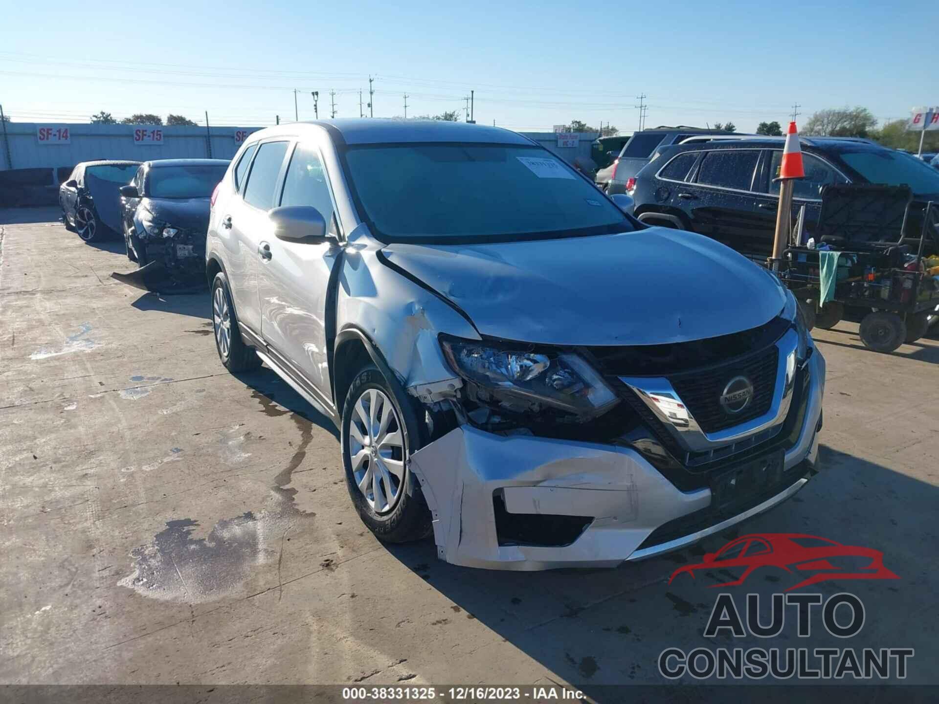 NISSAN ROGUE 2018 - KNMAT2MTXJP566865