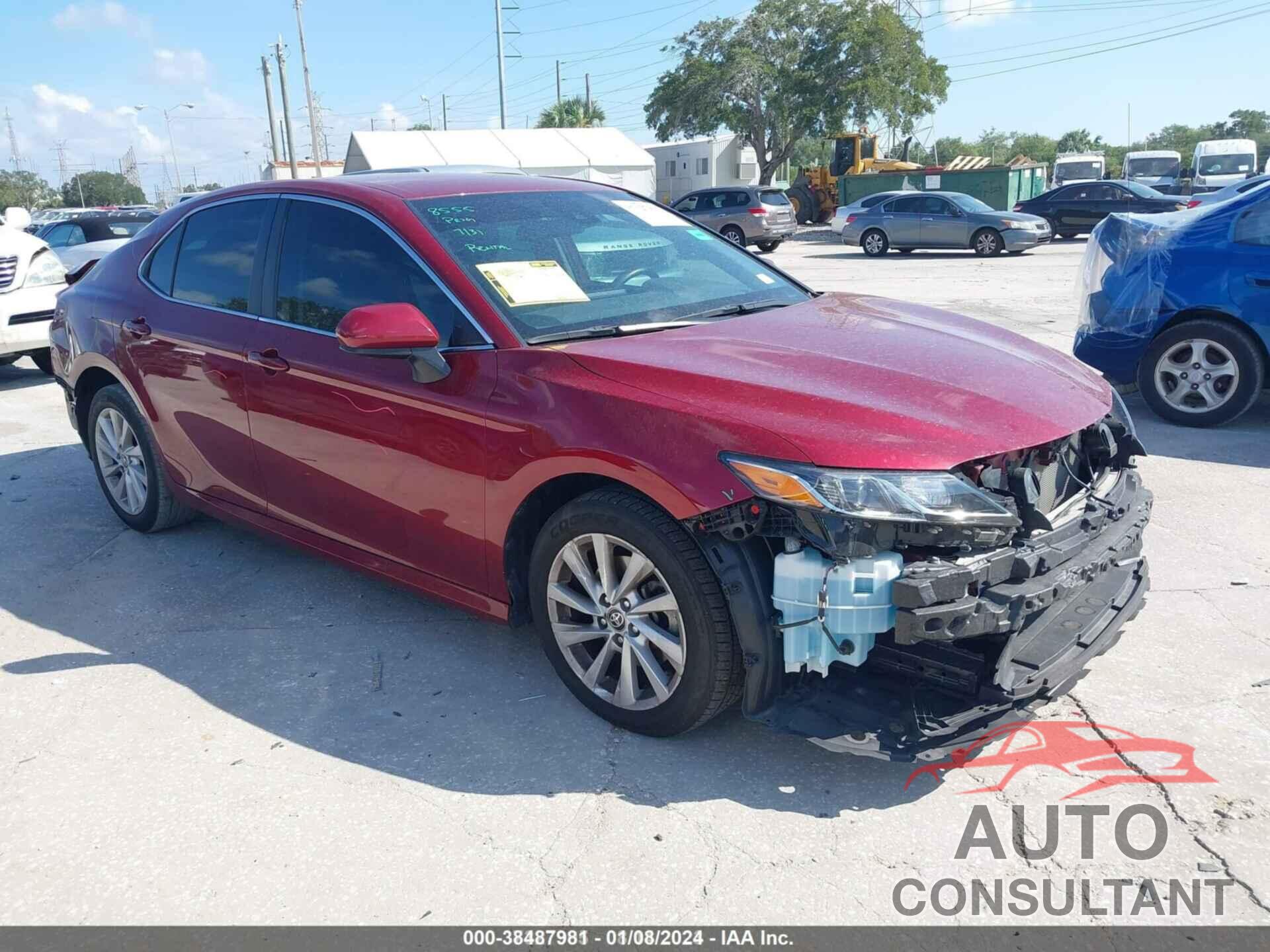 TOYOTA CAMRY 2021 - 4T1C11AK5MU582073