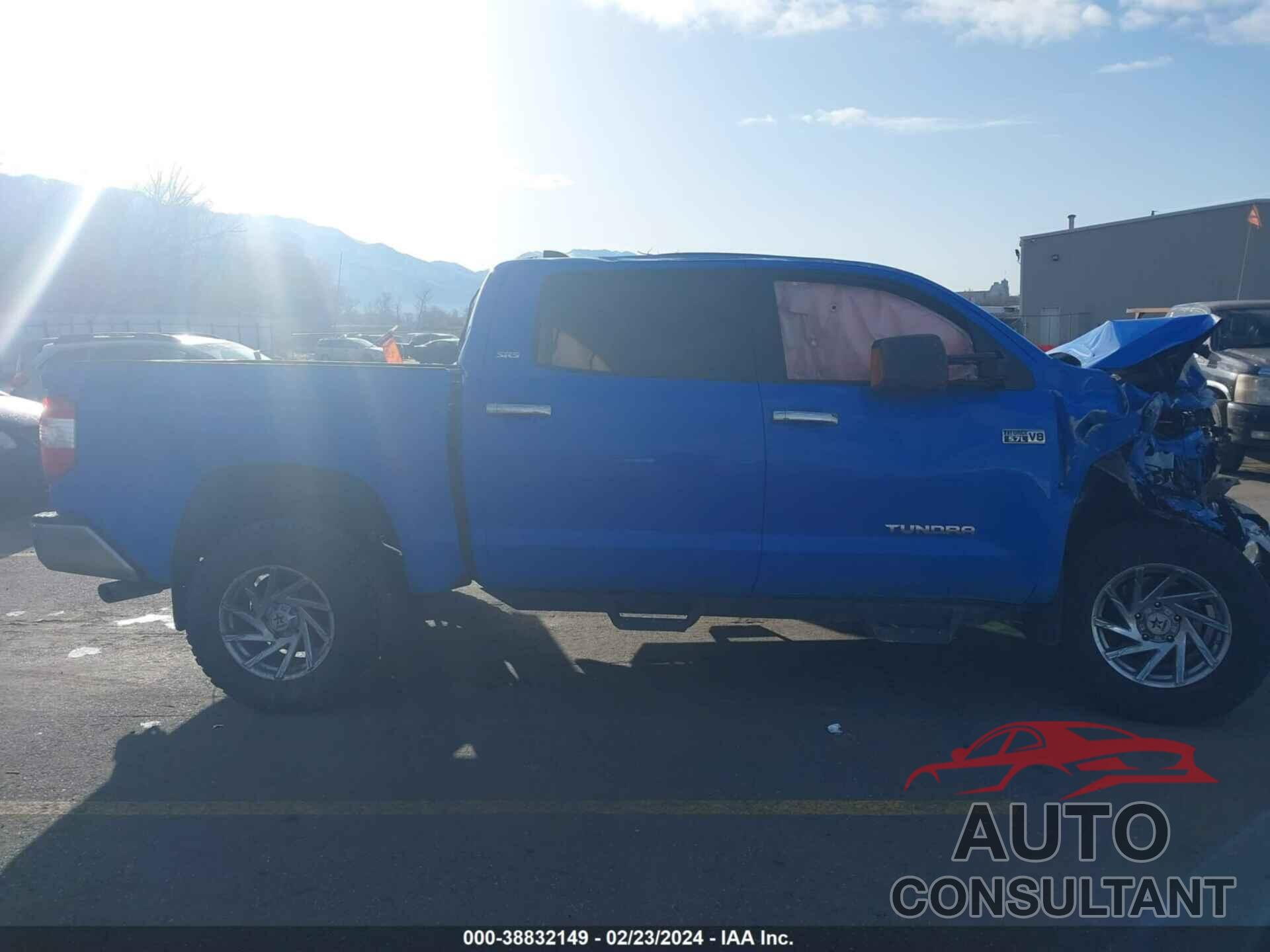 TOYOTA TUNDRA 2021 - 5TFDY5F14MX016321