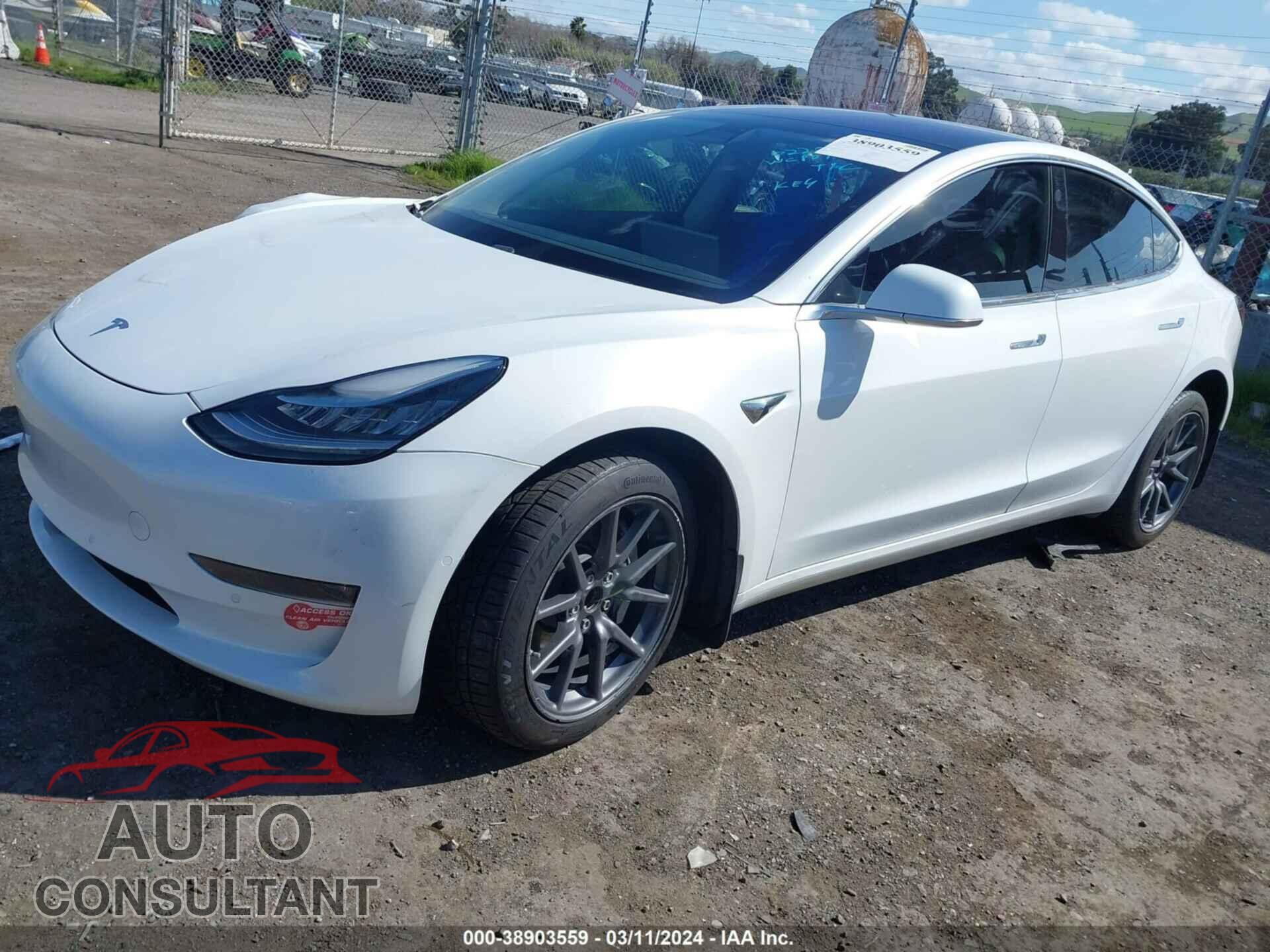 TESLA MODEL 3 2018 - 5YJ3E1EA5JF026246