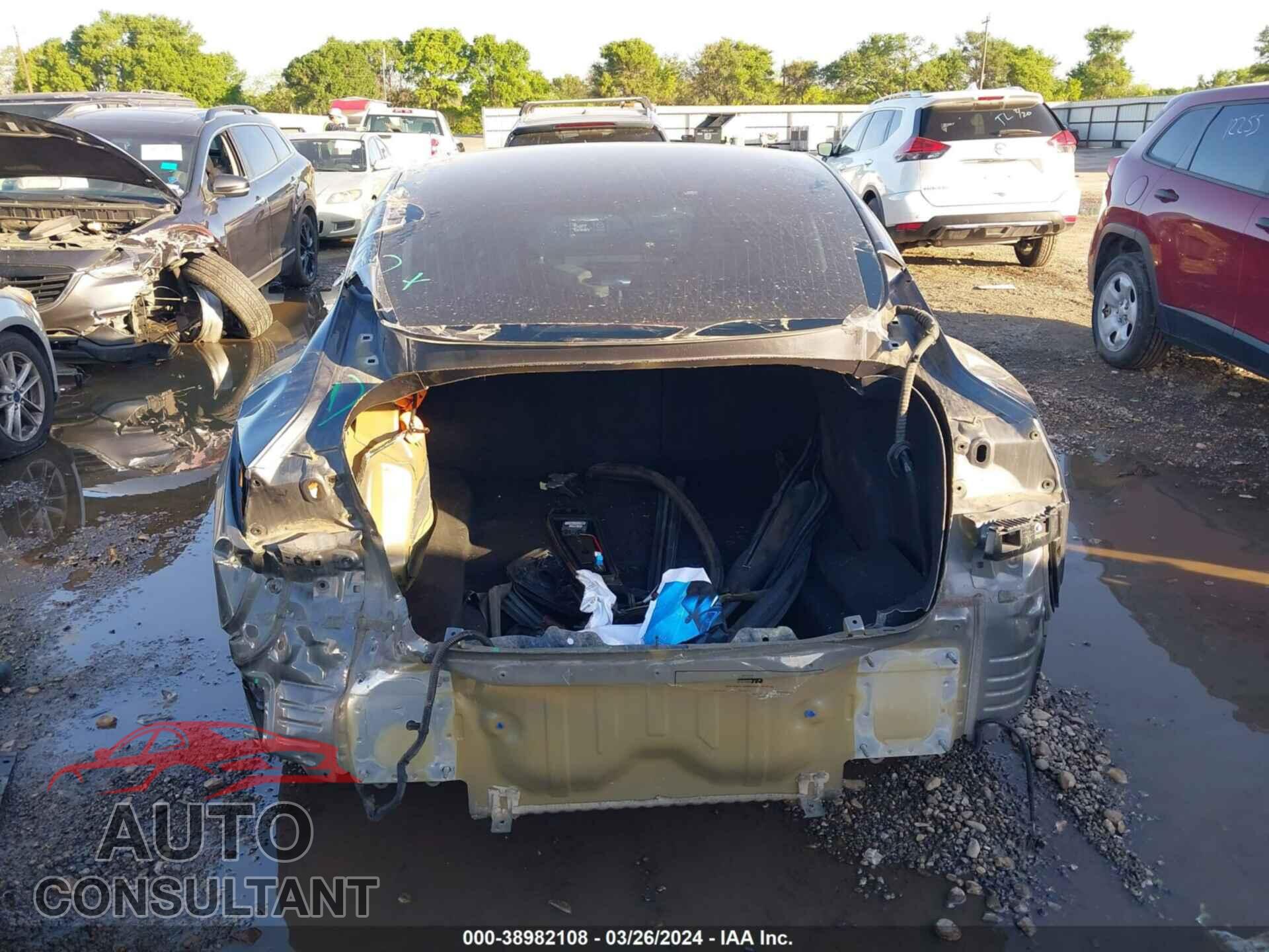TESLA MODEL 3 2019 - 5YJ3E1EA3KF313506