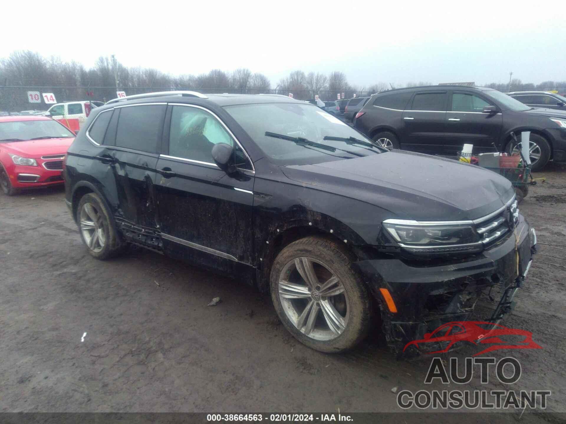 VOLKSWAGEN TIGUAN 2018 - 3VV4B7AX8JM139969