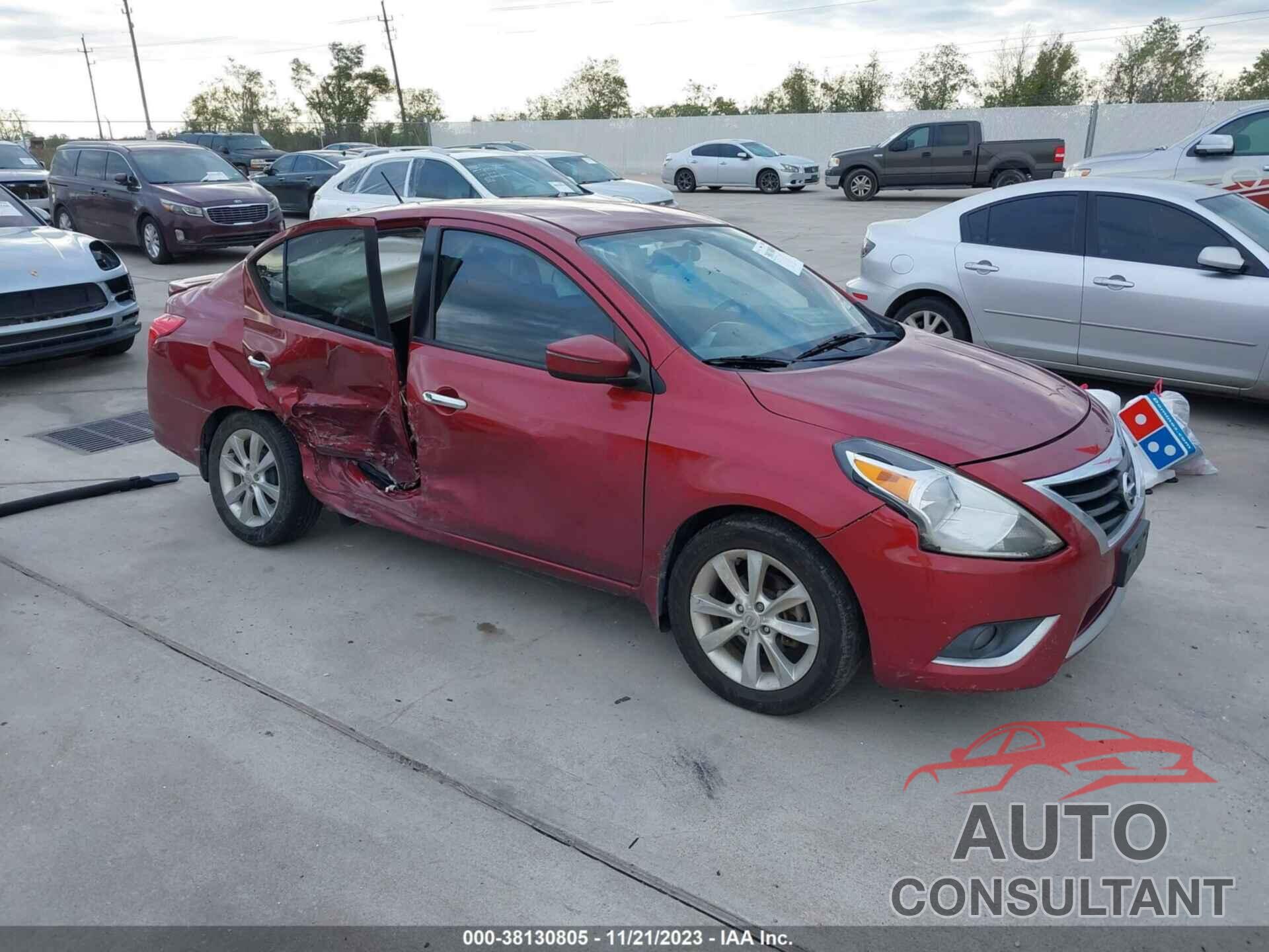 NISSAN VERSA 2017 - 3N1CN7AP0HL812015