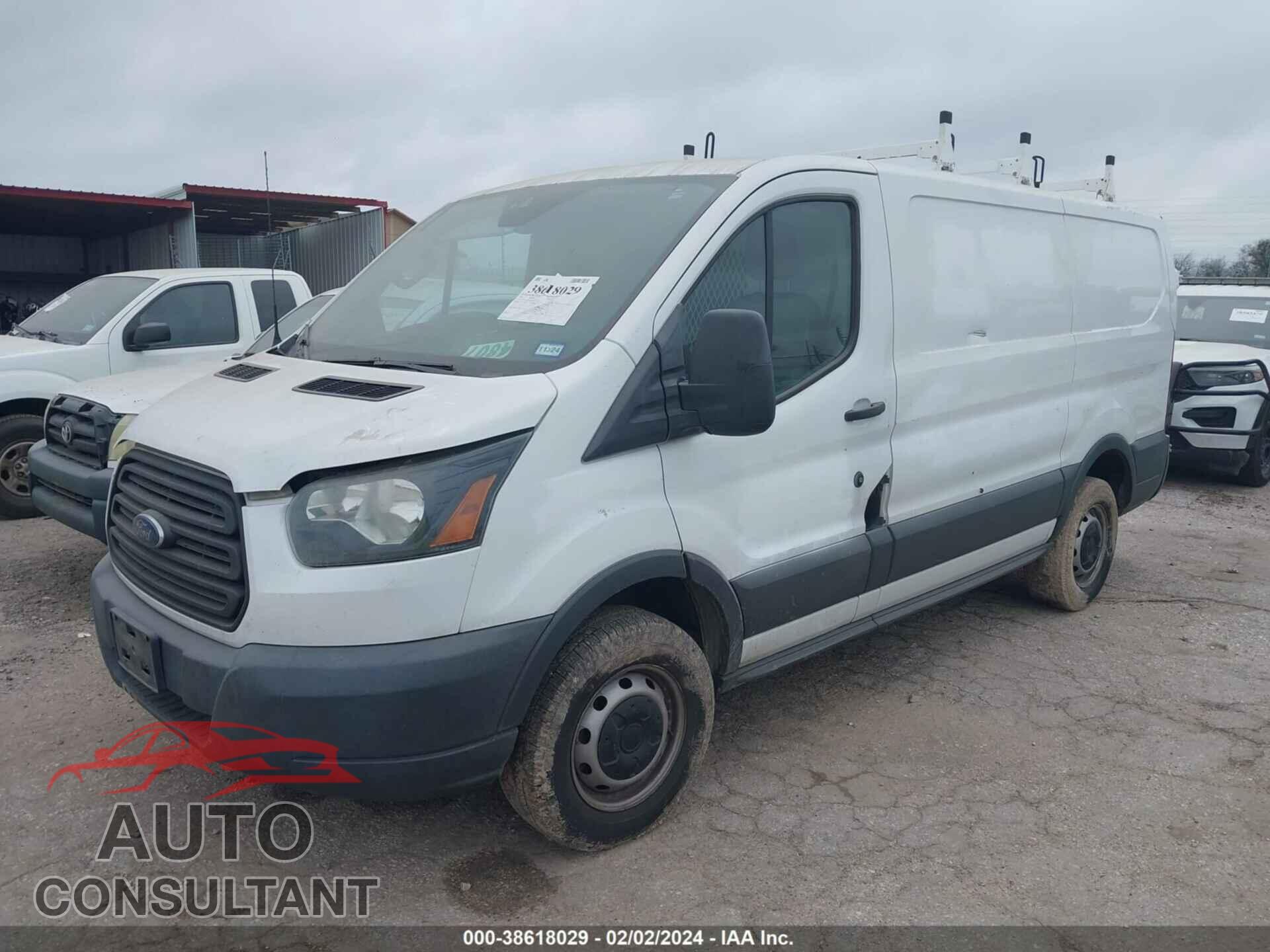 FORD TRANSIT 2016 - 1FTYR1YM9GKB56185