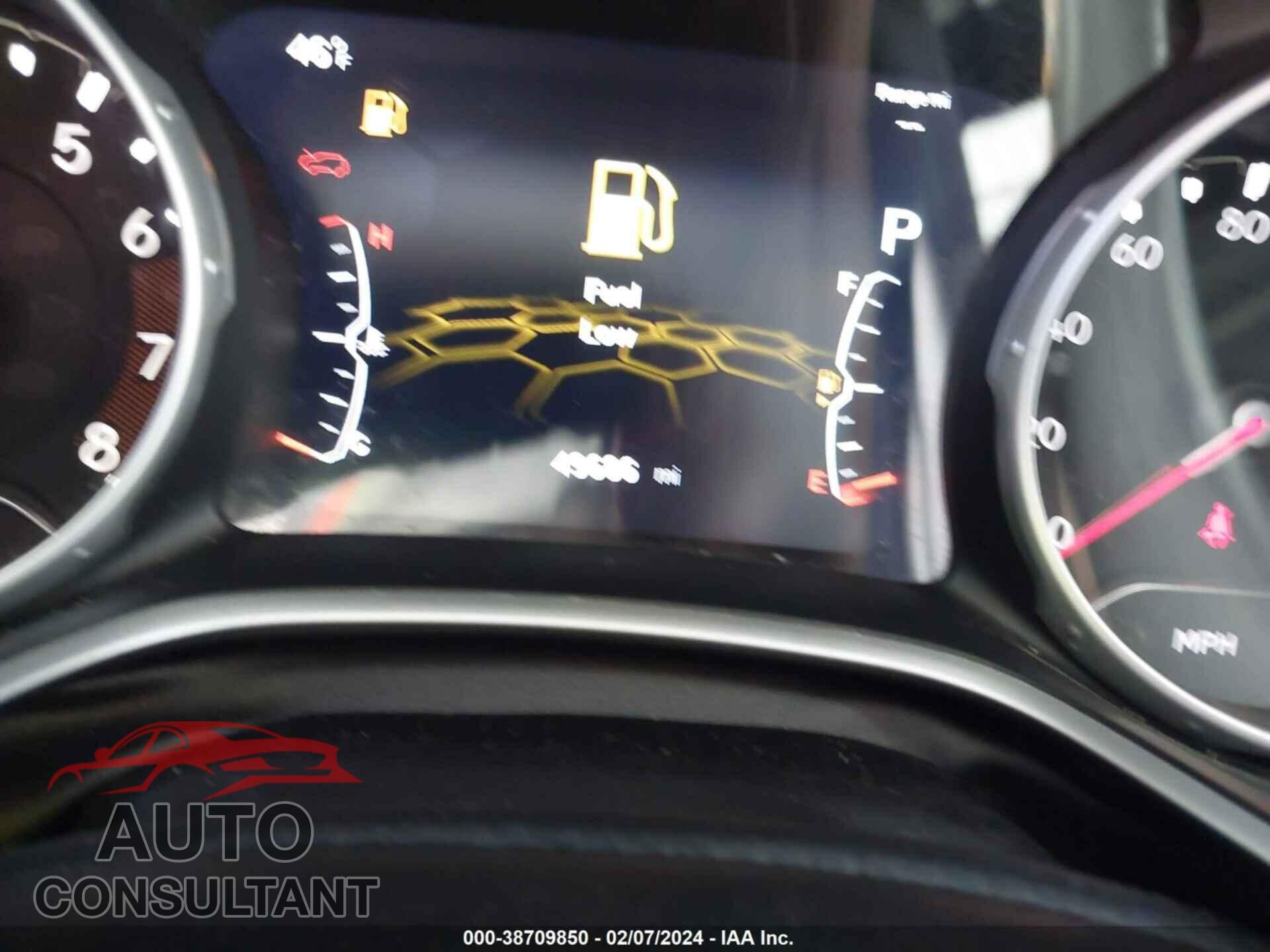 JEEP COMPASS 2019 - 3C4NJDCB6KT828390