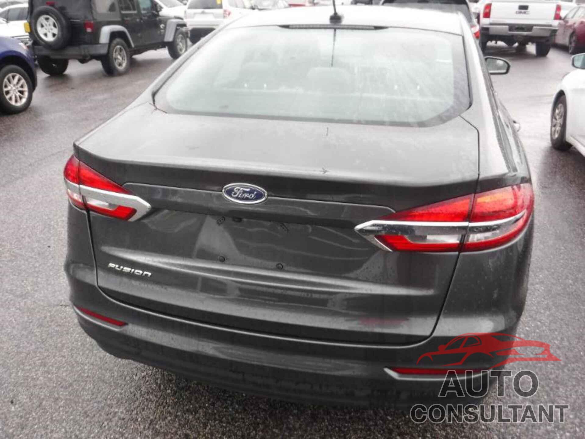 FORD FUSION 2019 - 3FA6P0G77KR278556