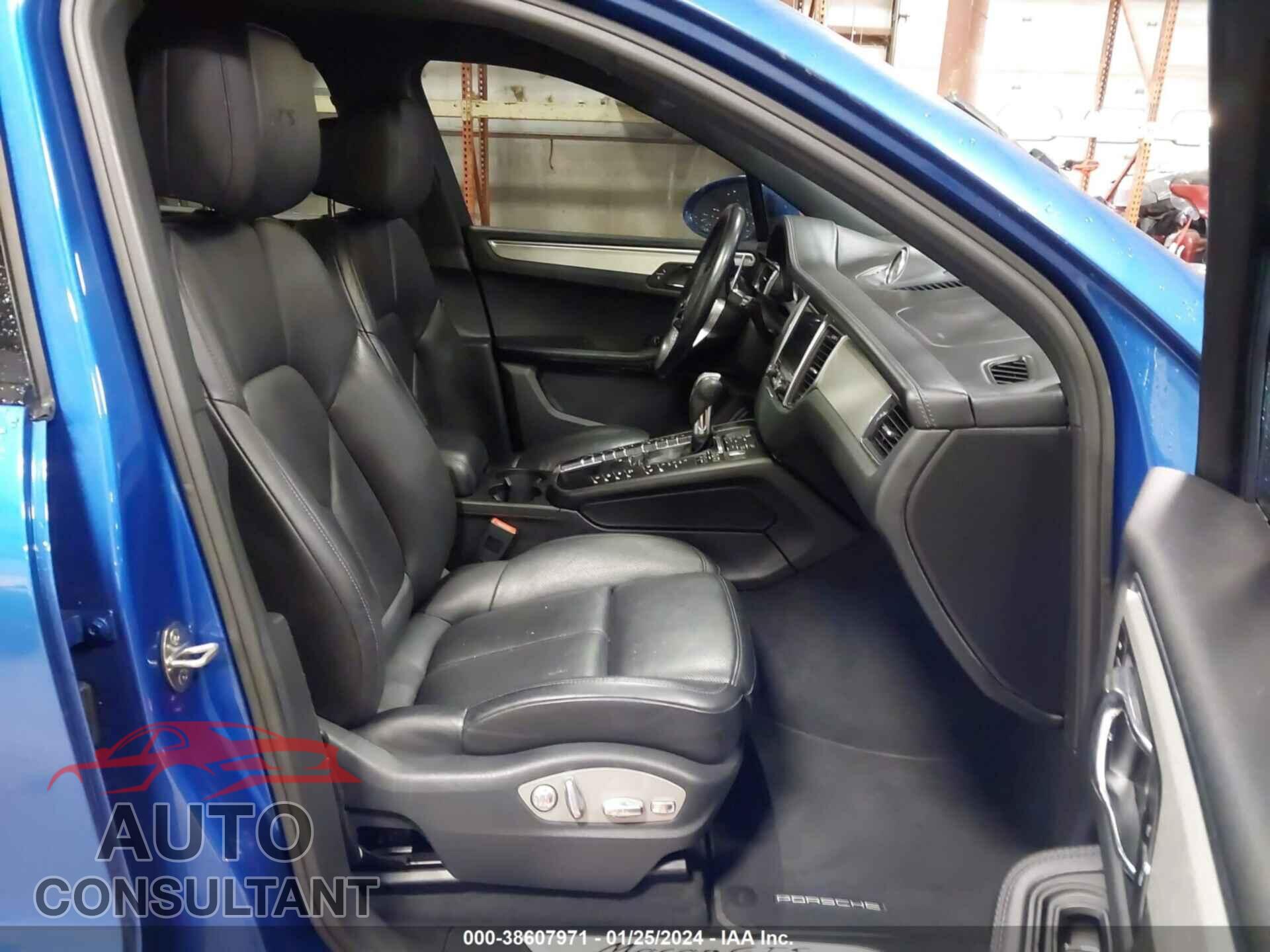 PORSCHE MACAN 2017 - WP1AG2A50HLB51077