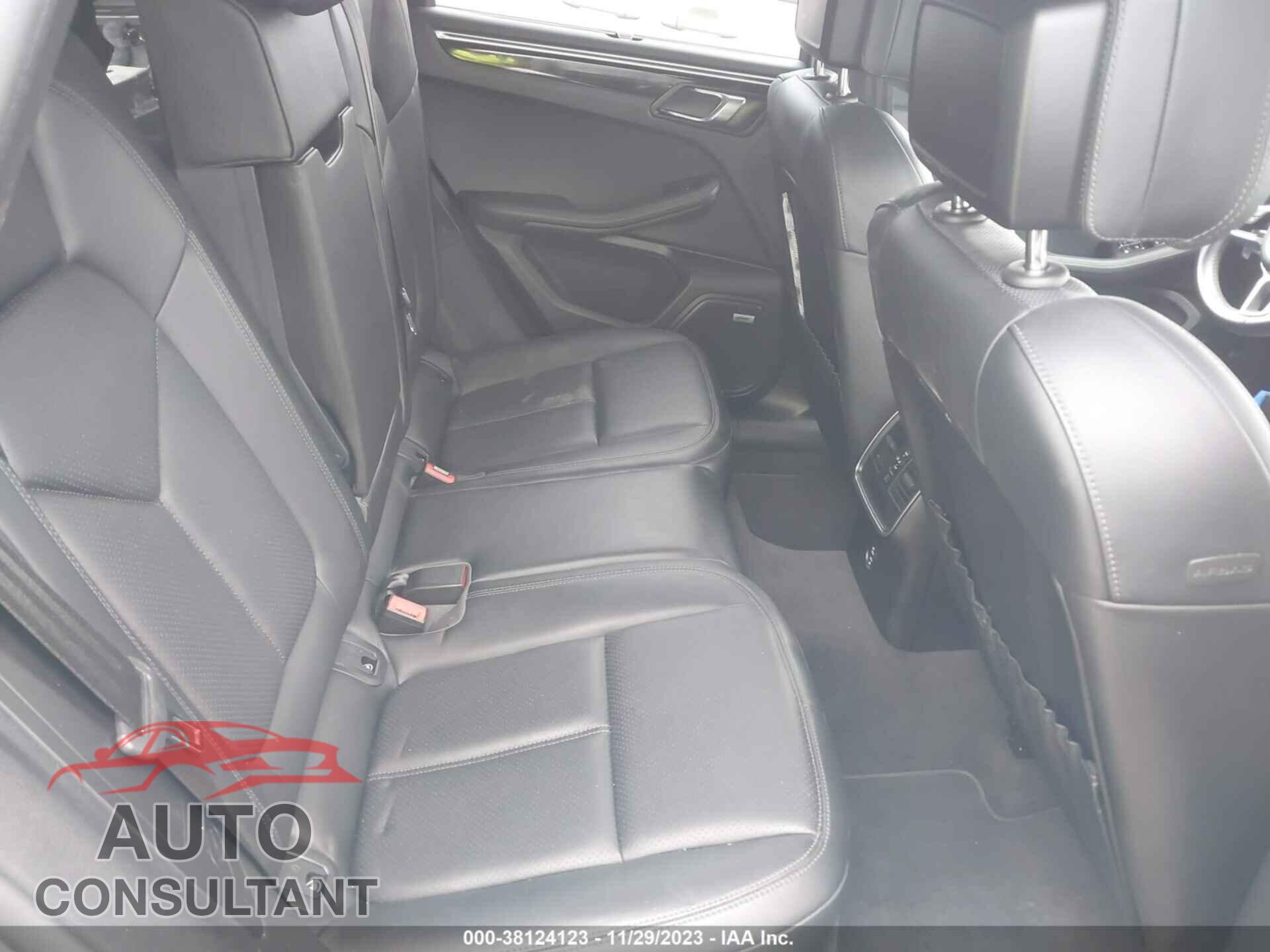 PORSCHE MACAN 2021 - WP1AA2A53MLB01544