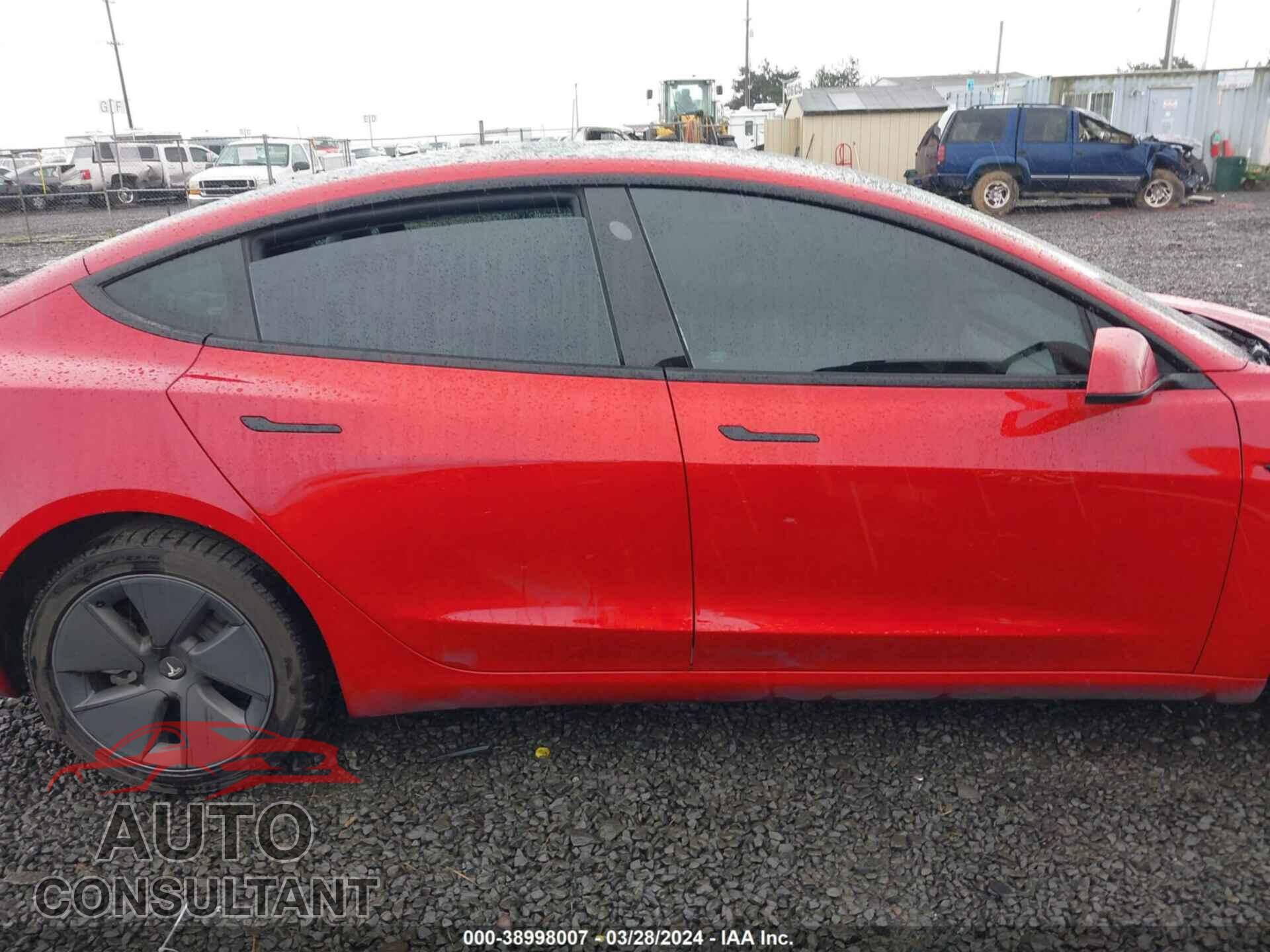 TESLA MODEL 3 2022 - 5YJ3E1EB2NF103671