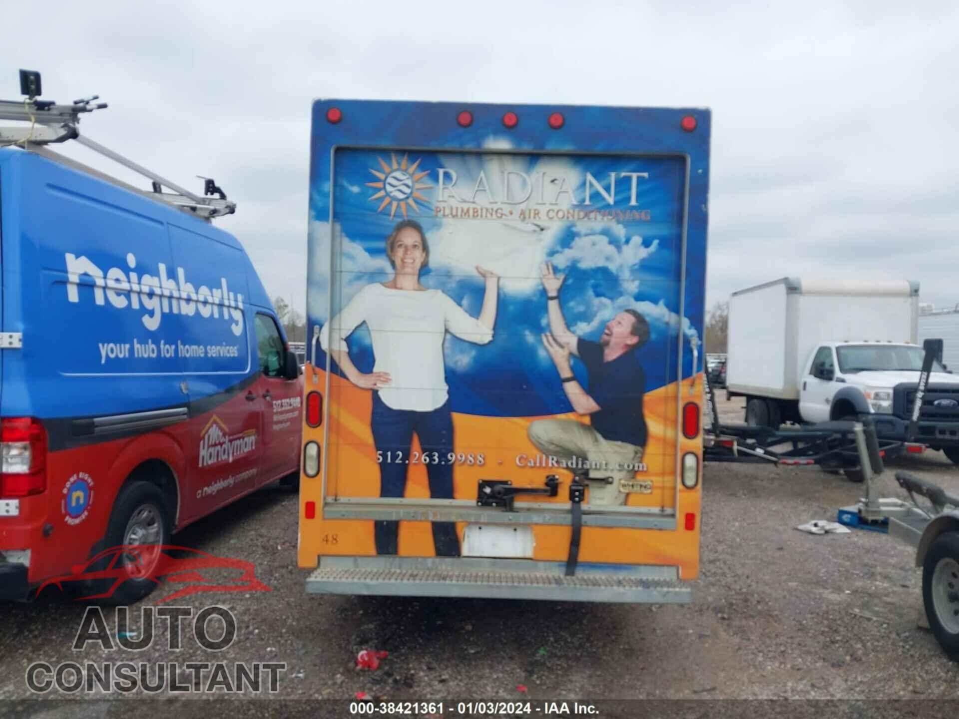FORD E-350 CUTAWAY 2017 - 1FDWE3F69HDC55612