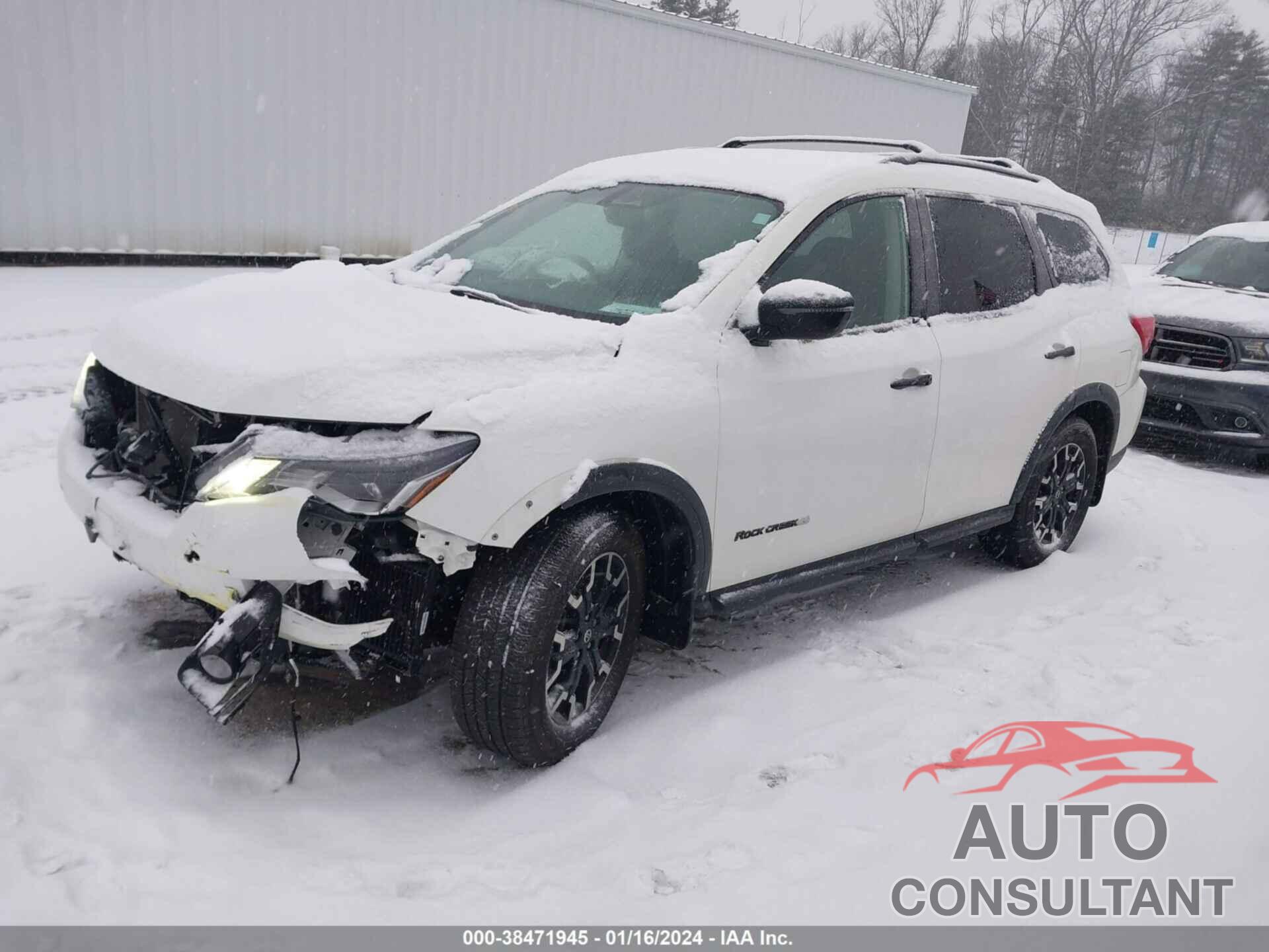 NISSAN PATHFINDER 2019 - 5N1DR2MM6KC613866