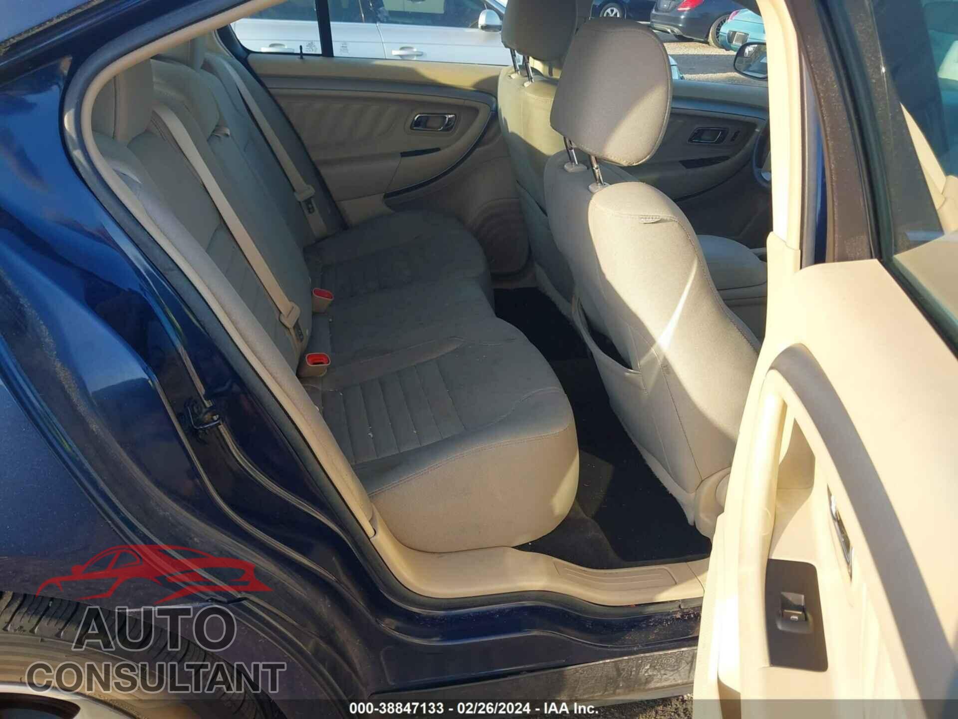 FORD TAURUS 2016 - 1FAHP2D8XGG101032