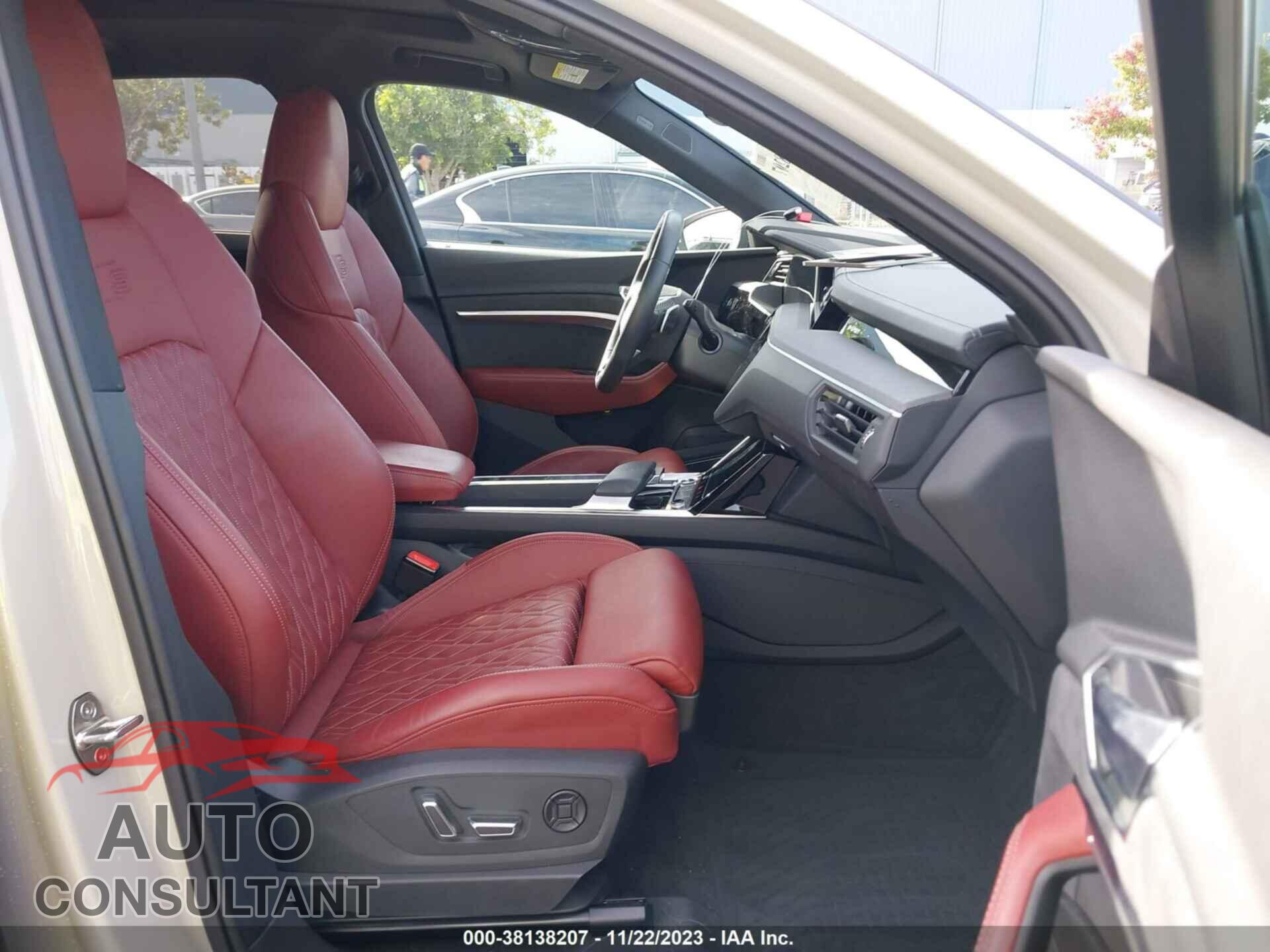 AUDI E-TRON S 2022 - WA1VCBGE5NB035908