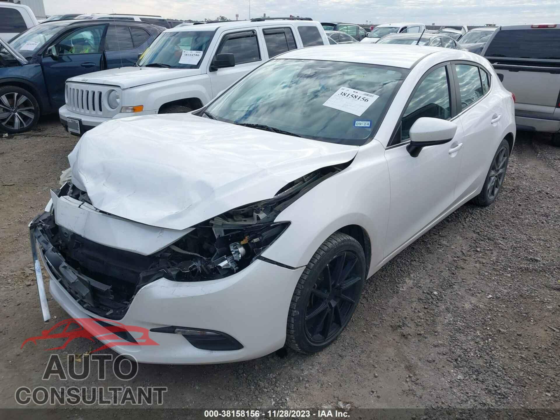 MAZDA MAZDA3 2018 - 3MZBN1L36JM250120